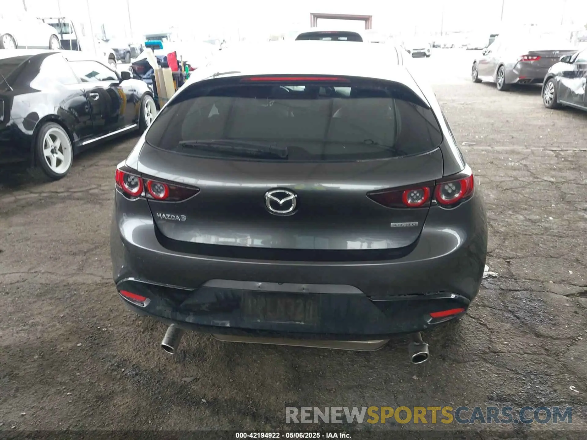 16 fotografías del automóvil dañado JM1BPALM0L1163707 MAZDA MAZDA3 2020