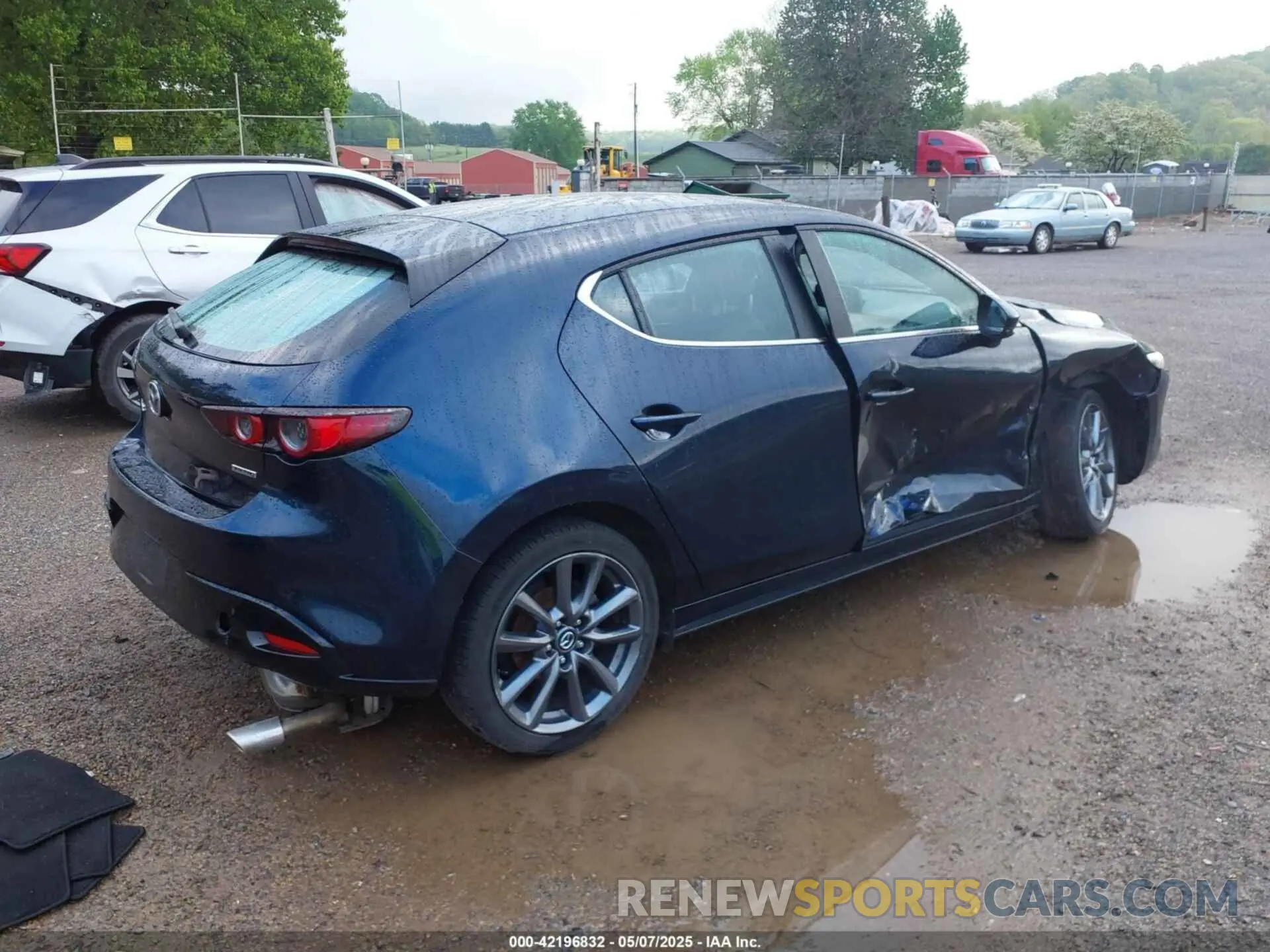 4 fotografías del automóvil dañado JM1BPALM1L1158967 MAZDA MAZDA3 2020