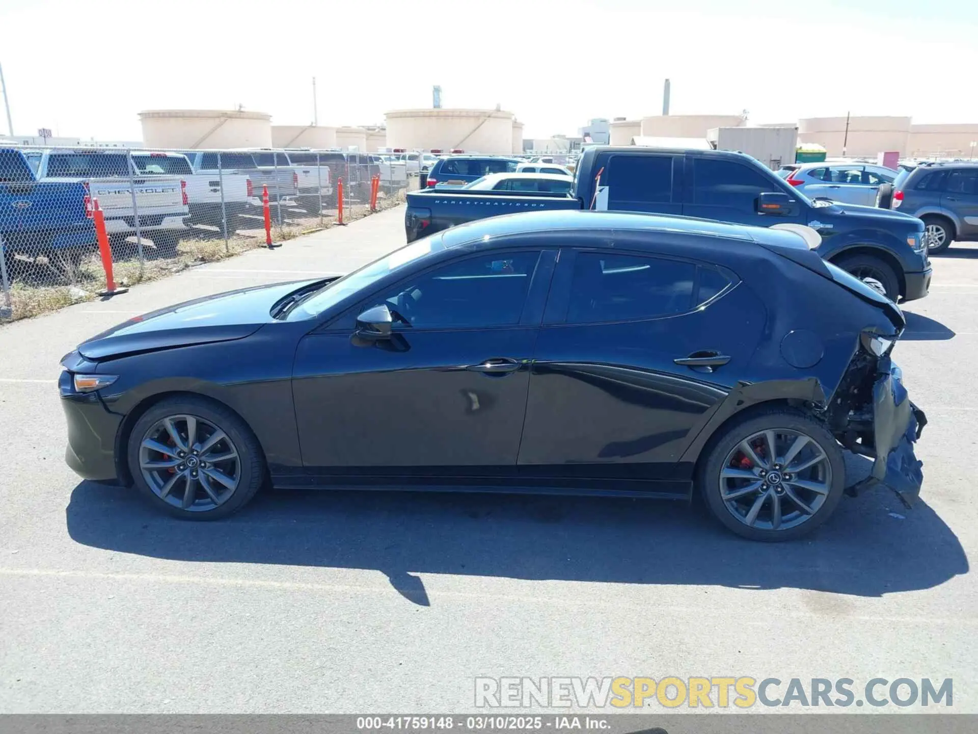 14 fotografías del automóvil dañado JM1BPALM8L1163289 MAZDA MAZDA3 2020