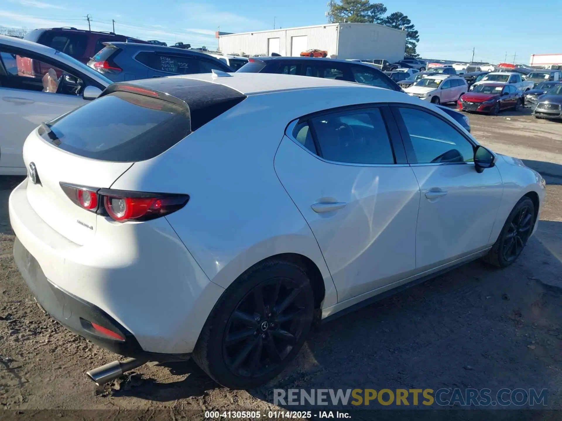 4 fotografías del automóvil dañado JM1BPANM4L1162203 MAZDA MAZDA3 2020