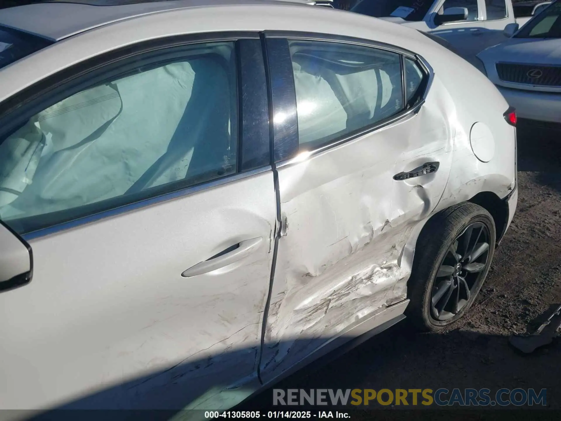 6 fotografías del automóvil dañado JM1BPANM4L1162203 MAZDA MAZDA3 2020