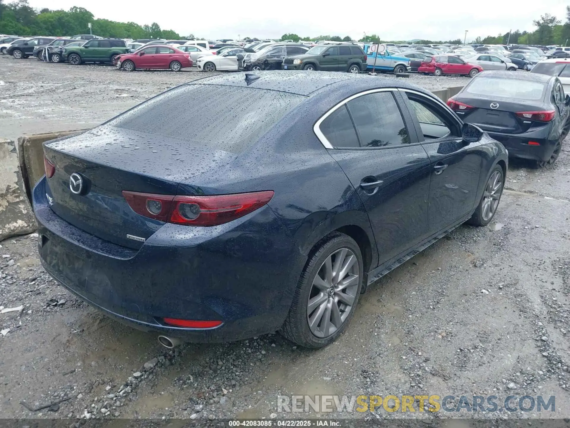 4 fotografías del automóvil dañado JM1BPBDM3L1162197 MAZDA MAZDA3 2020