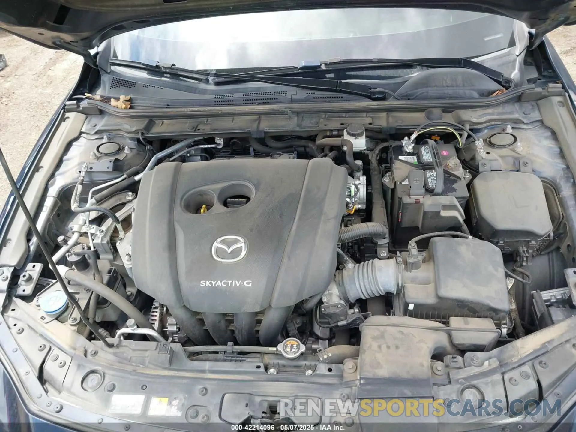 10 fotografías del automóvil dañado JM1BPBEM2L1163307 MAZDA MAZDA3 2020