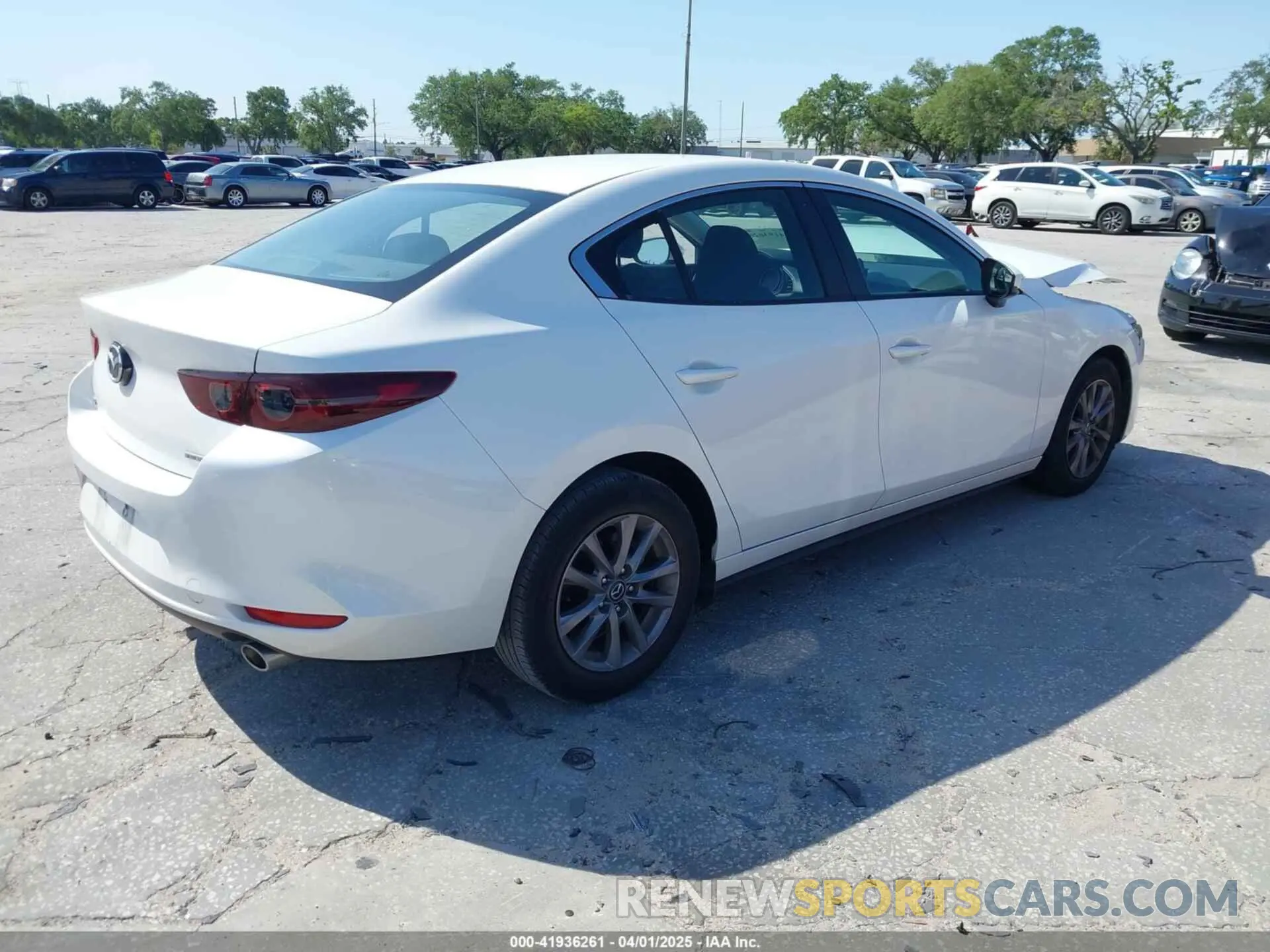 4 fotografías del automóvil dañado 3MZBPAAL8MM254784 MAZDA MAZDA3 2021