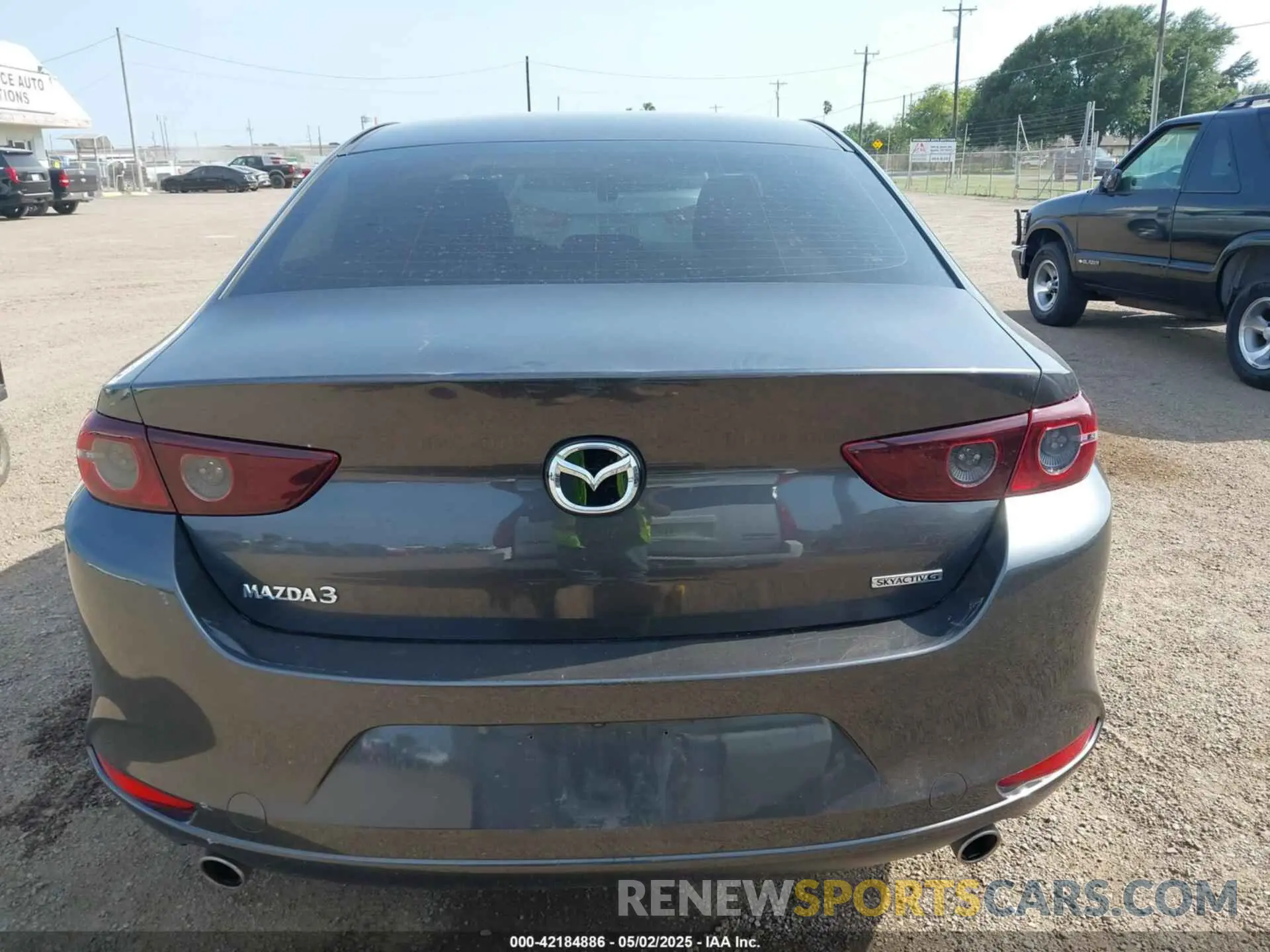 15 fotografías del automóvil dañado 3MZBPABL6MM251686 MAZDA MAZDA3 2021