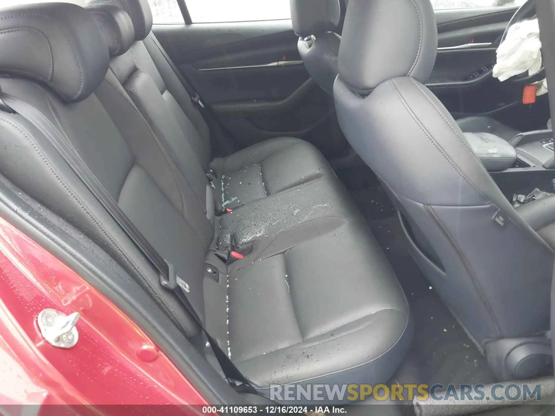 8 fotografías del automóvil dañado 3MZBPABLXMM251819 MAZDA MAZDA3 2021