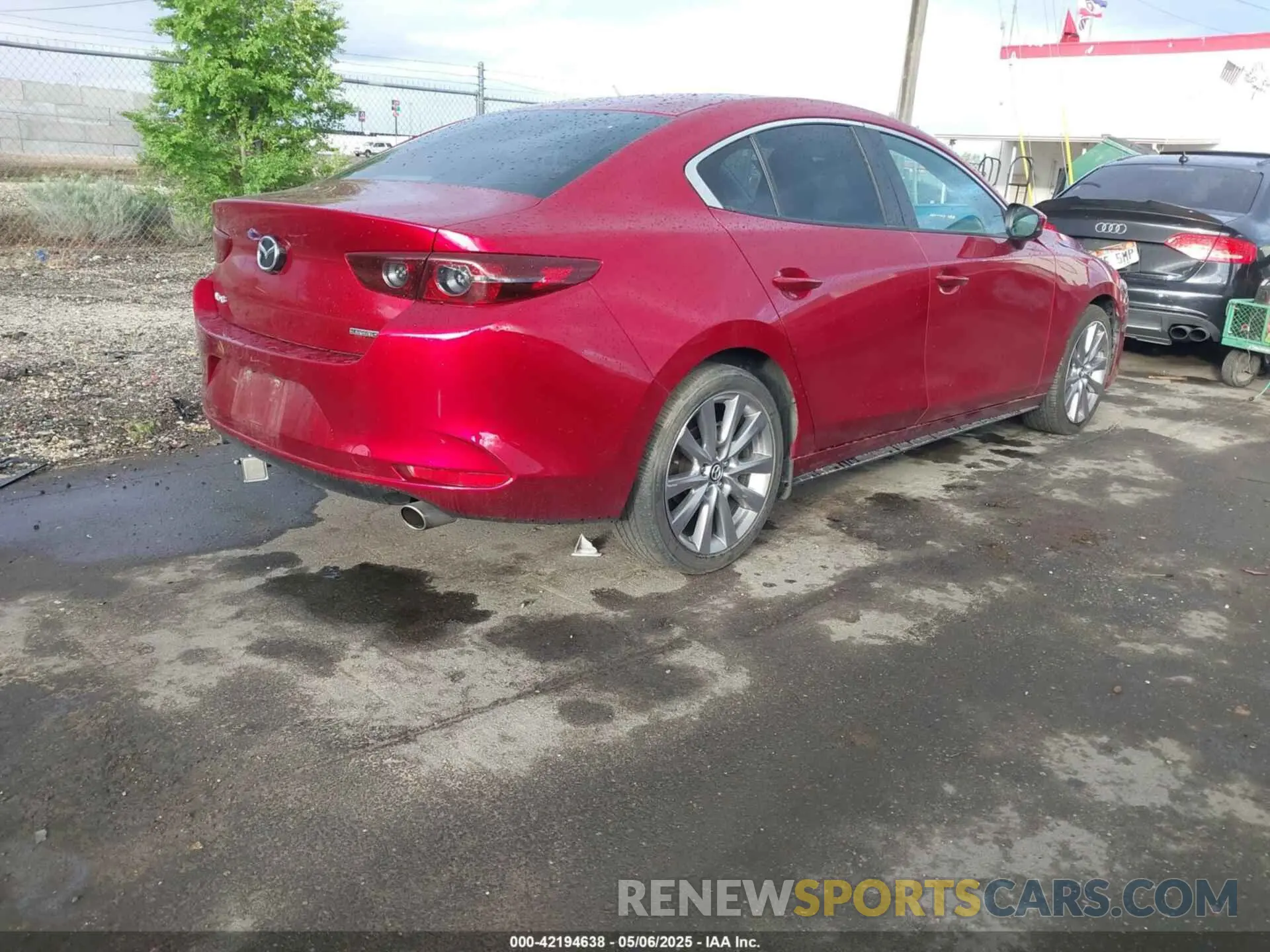 4 fotografías del automóvil dañado 3MZBPACL0MM252671 MAZDA MAZDA3 2021