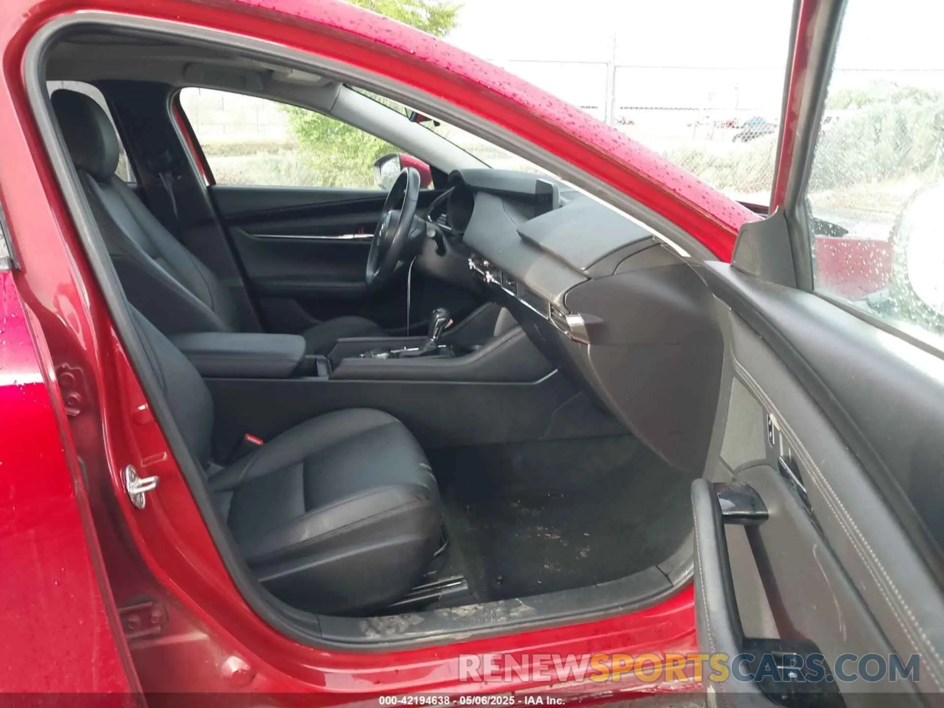 5 fotografías del automóvil dañado 3MZBPACL0MM252671 MAZDA MAZDA3 2021