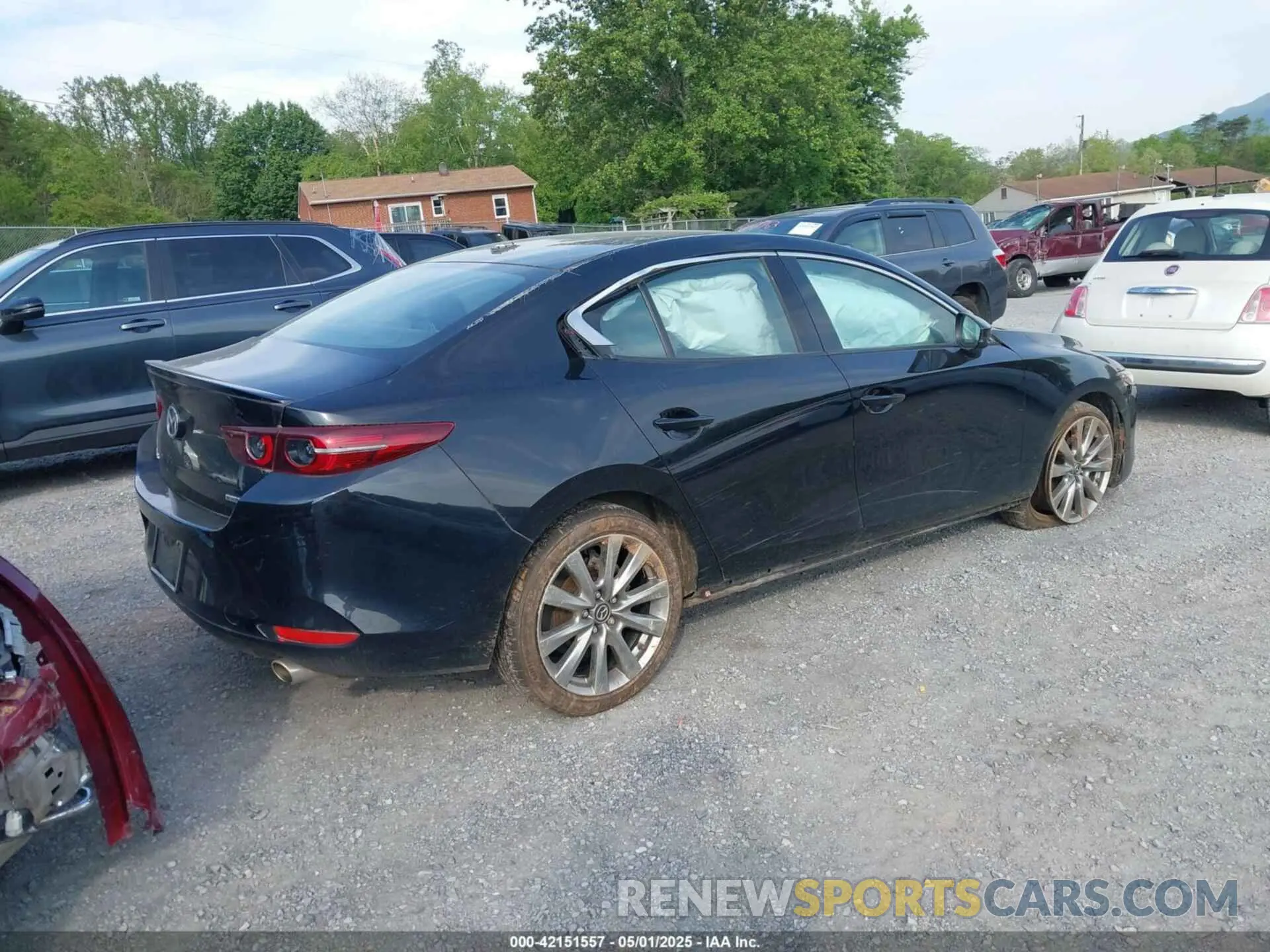 4 fotografías del automóvil dañado 3MZBPADL2MM254467 MAZDA MAZDA3 2021
