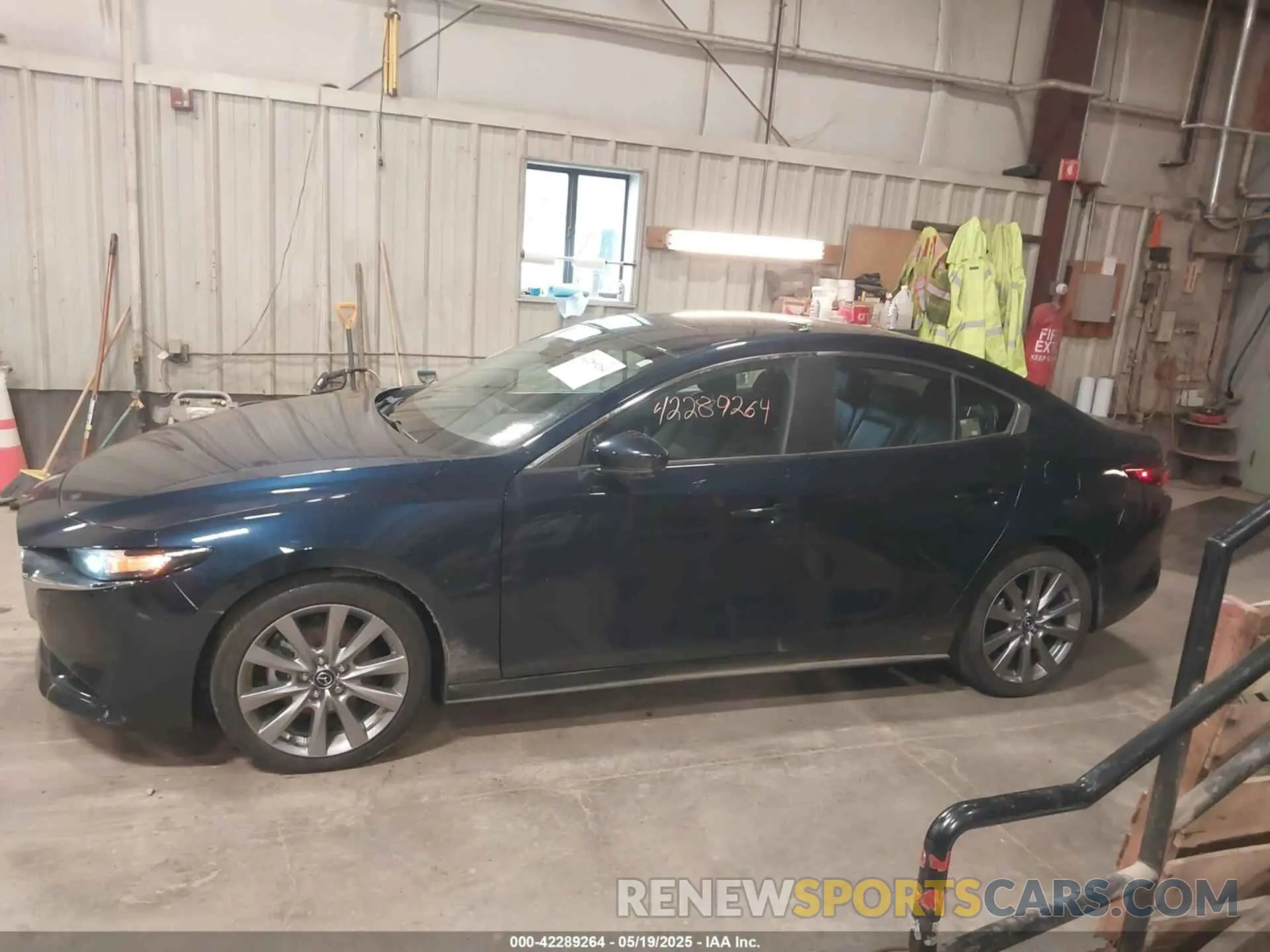 15 fotografías del automóvil dañado 3MZBPBCLXMM251212 MAZDA MAZDA3 2021