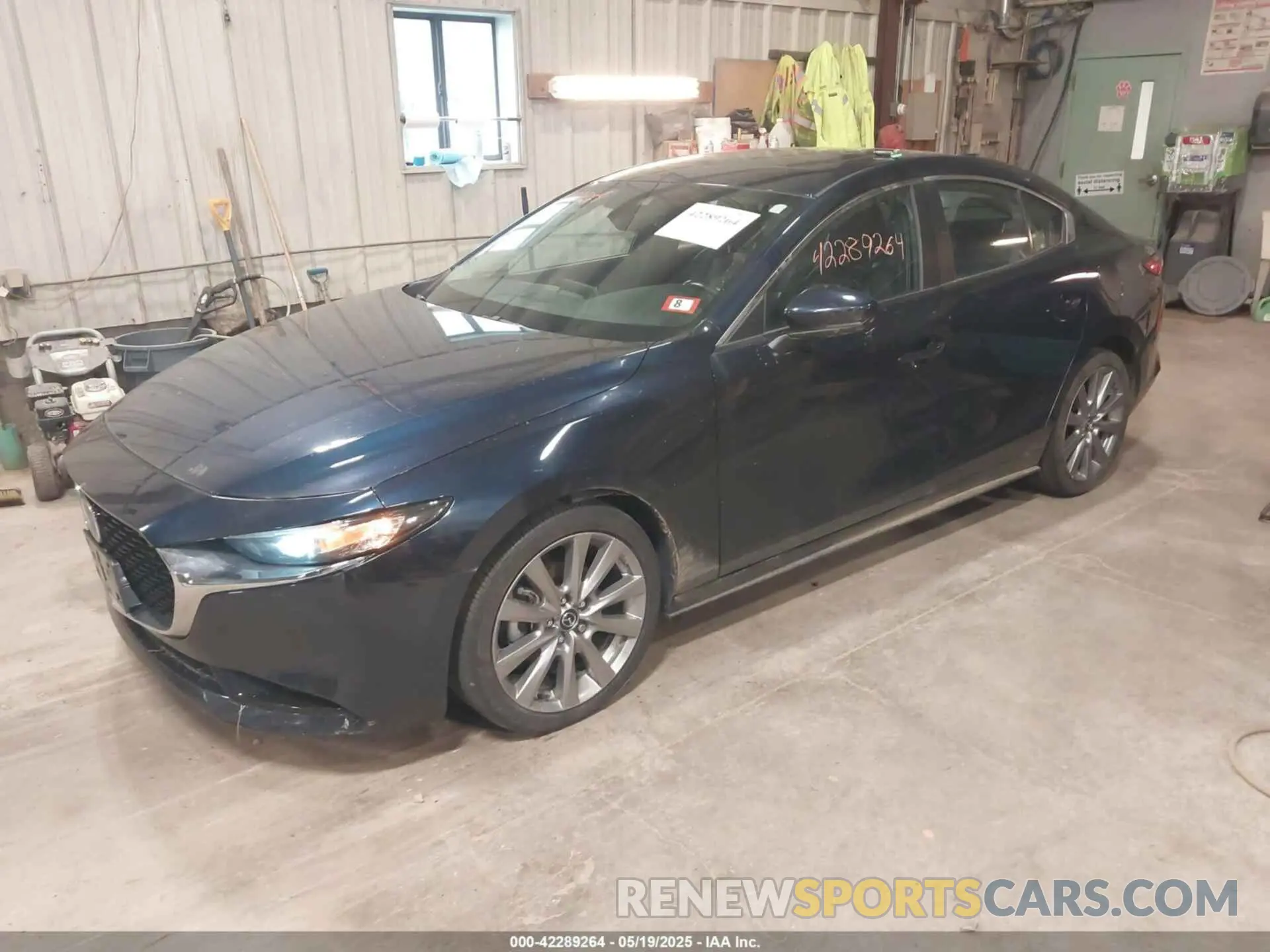 2 fotografías del automóvil dañado 3MZBPBCLXMM251212 MAZDA MAZDA3 2021