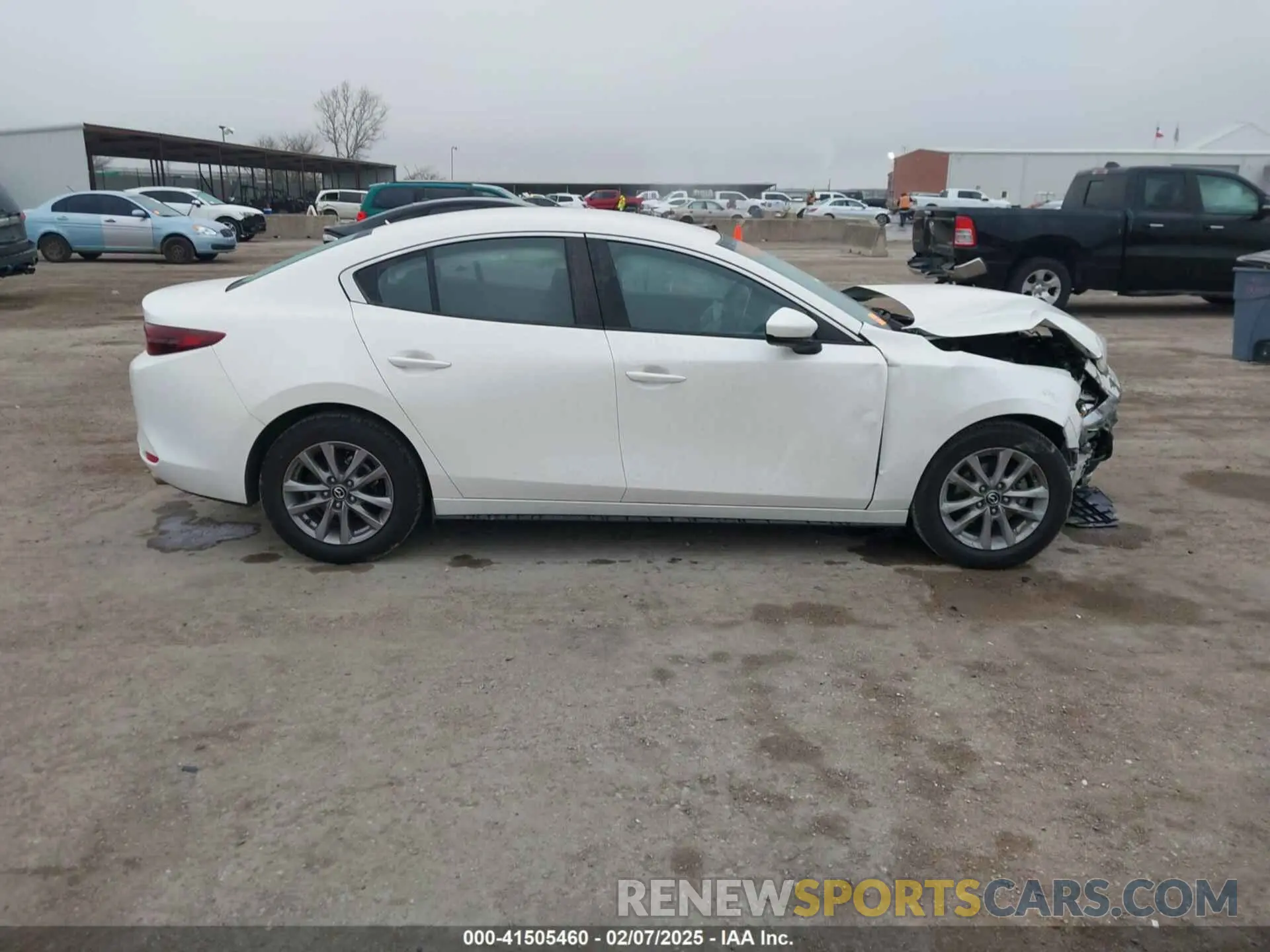 13 fotografías del automóvil dañado JM1BPAAL1M1327770 MAZDA MAZDA3 2021