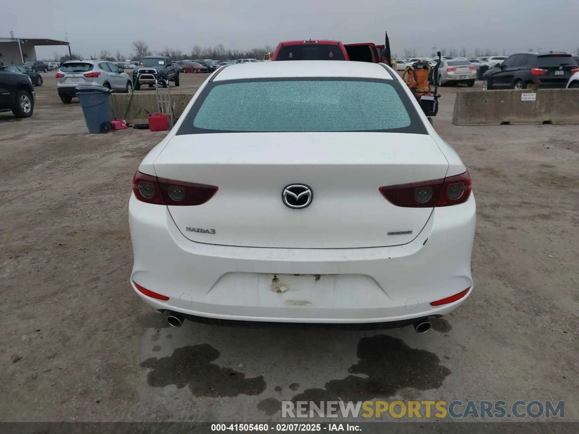 16 fotografías del automóvil dañado JM1BPAAL1M1327770 MAZDA MAZDA3 2021