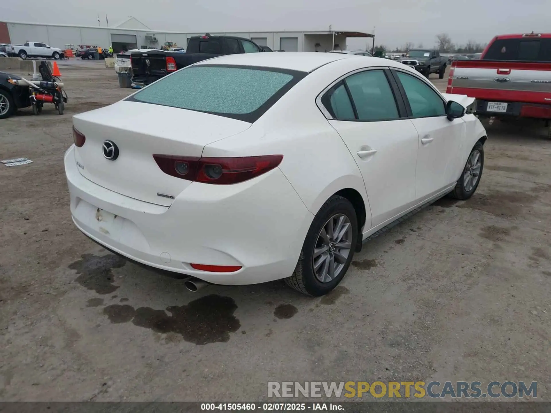 4 fotografías del automóvil dañado JM1BPAAL1M1327770 MAZDA MAZDA3 2021