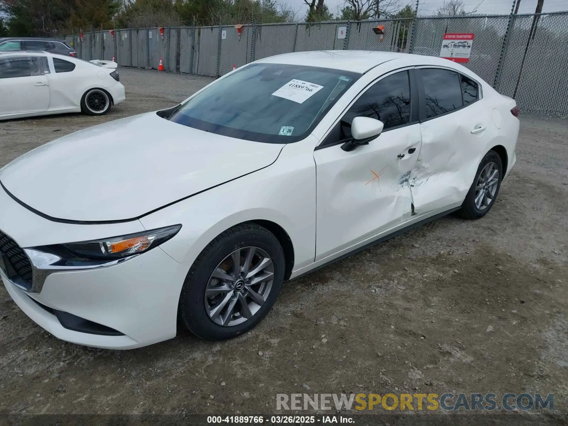 2 fotografías del automóvil dañado JM1BPAAL6M1310589 MAZDA MAZDA3 2021