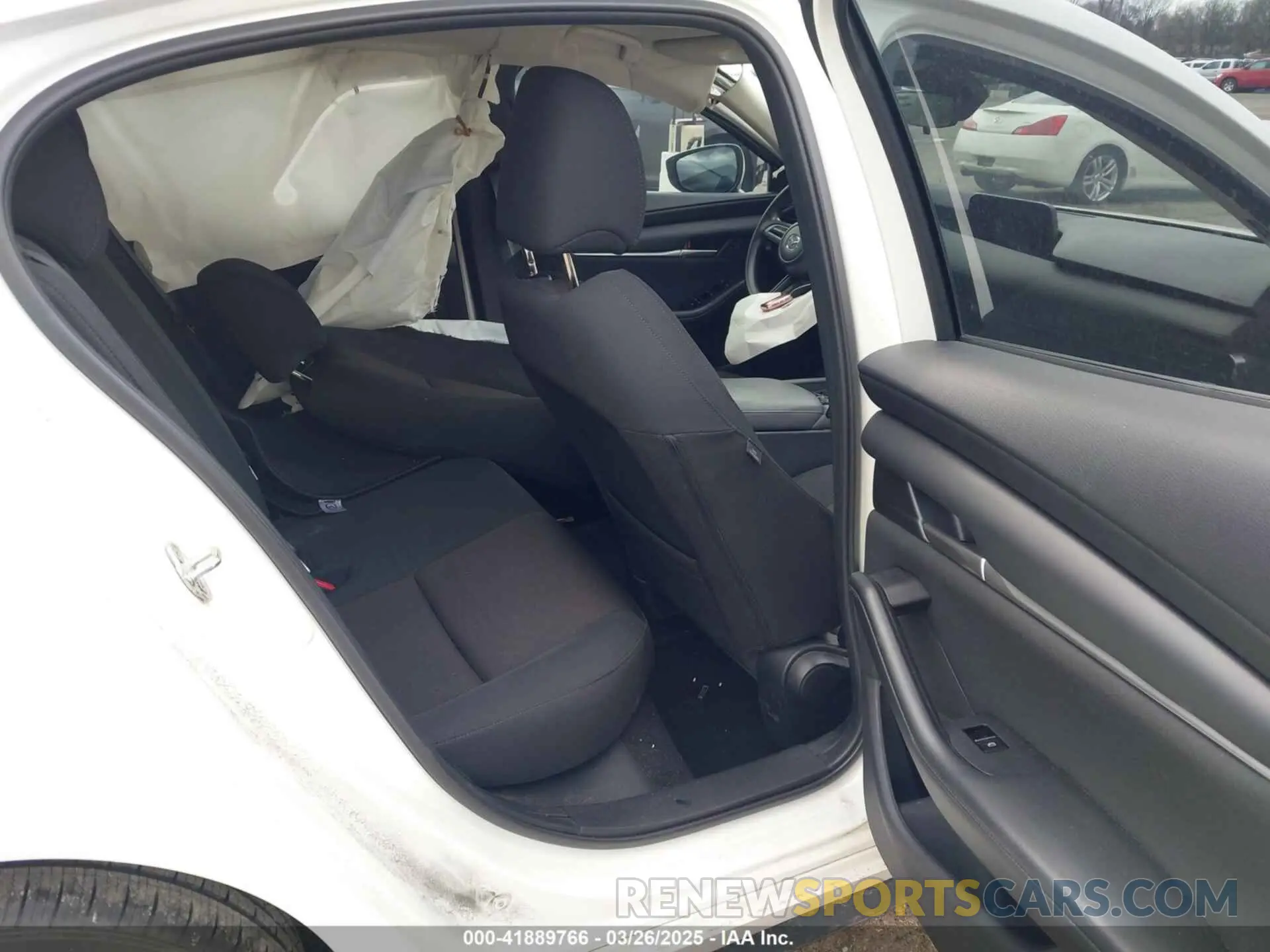 8 fotografías del automóvil dañado JM1BPAAL6M1310589 MAZDA MAZDA3 2021