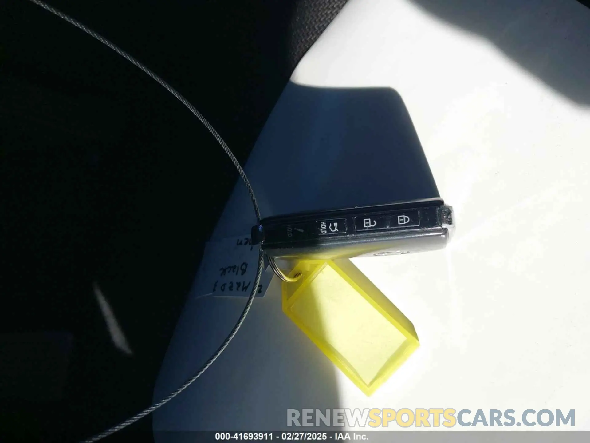 11 fotografías del automóvil dañado JM1BPAAL8M1321402 MAZDA MAZDA3 2021