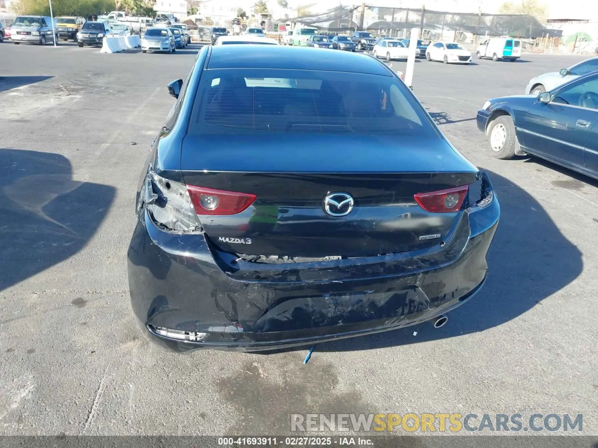18 fotografías del automóvil dañado JM1BPAAL8M1321402 MAZDA MAZDA3 2021