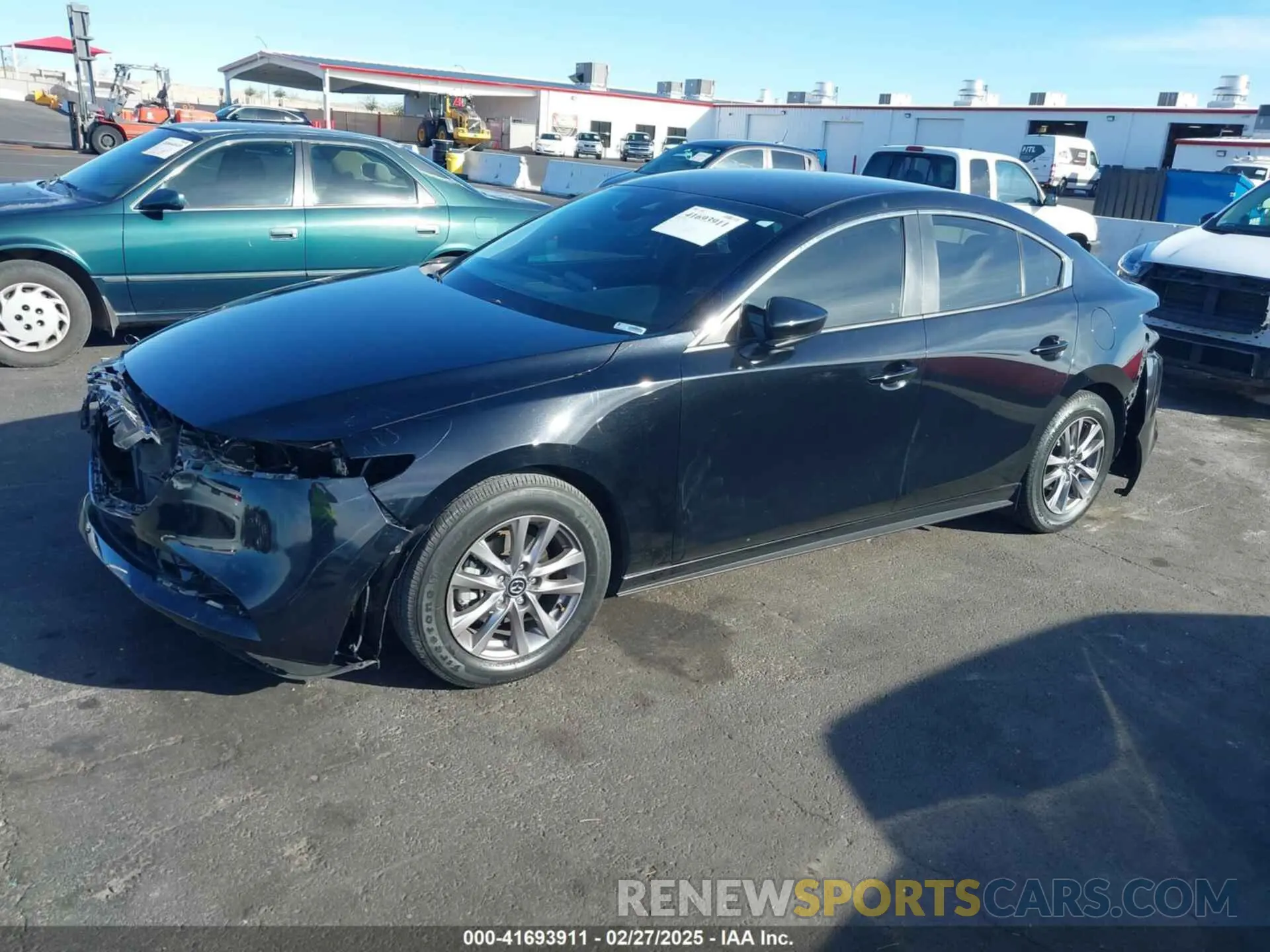 2 fotografías del automóvil dañado JM1BPAAL8M1321402 MAZDA MAZDA3 2021