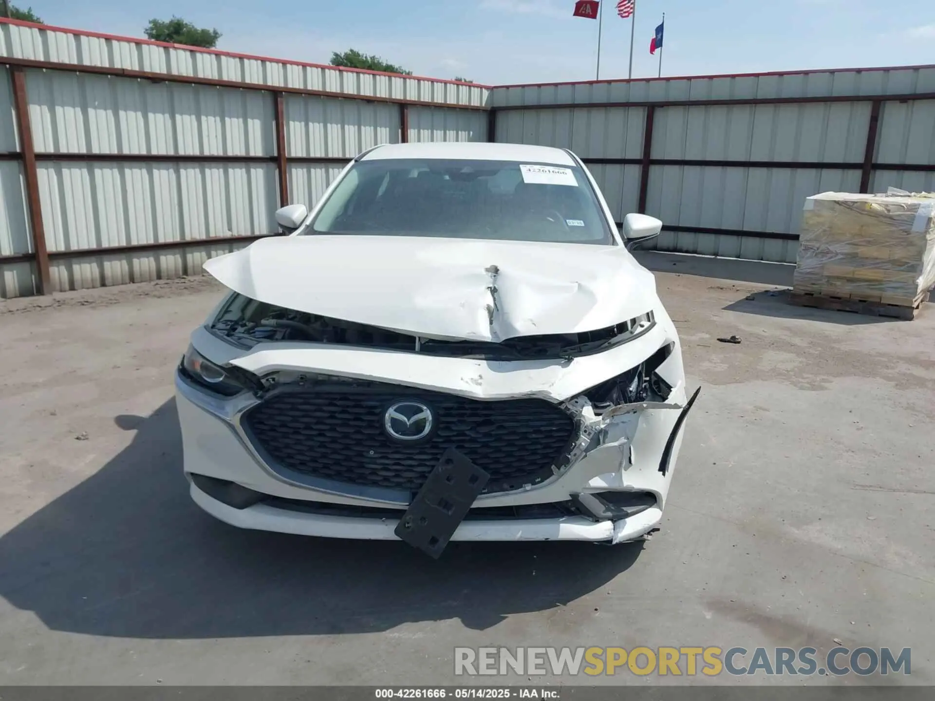 12 fotografías del automóvil dañado JM1BPABL0M1317620 MAZDA MAZDA3 2021