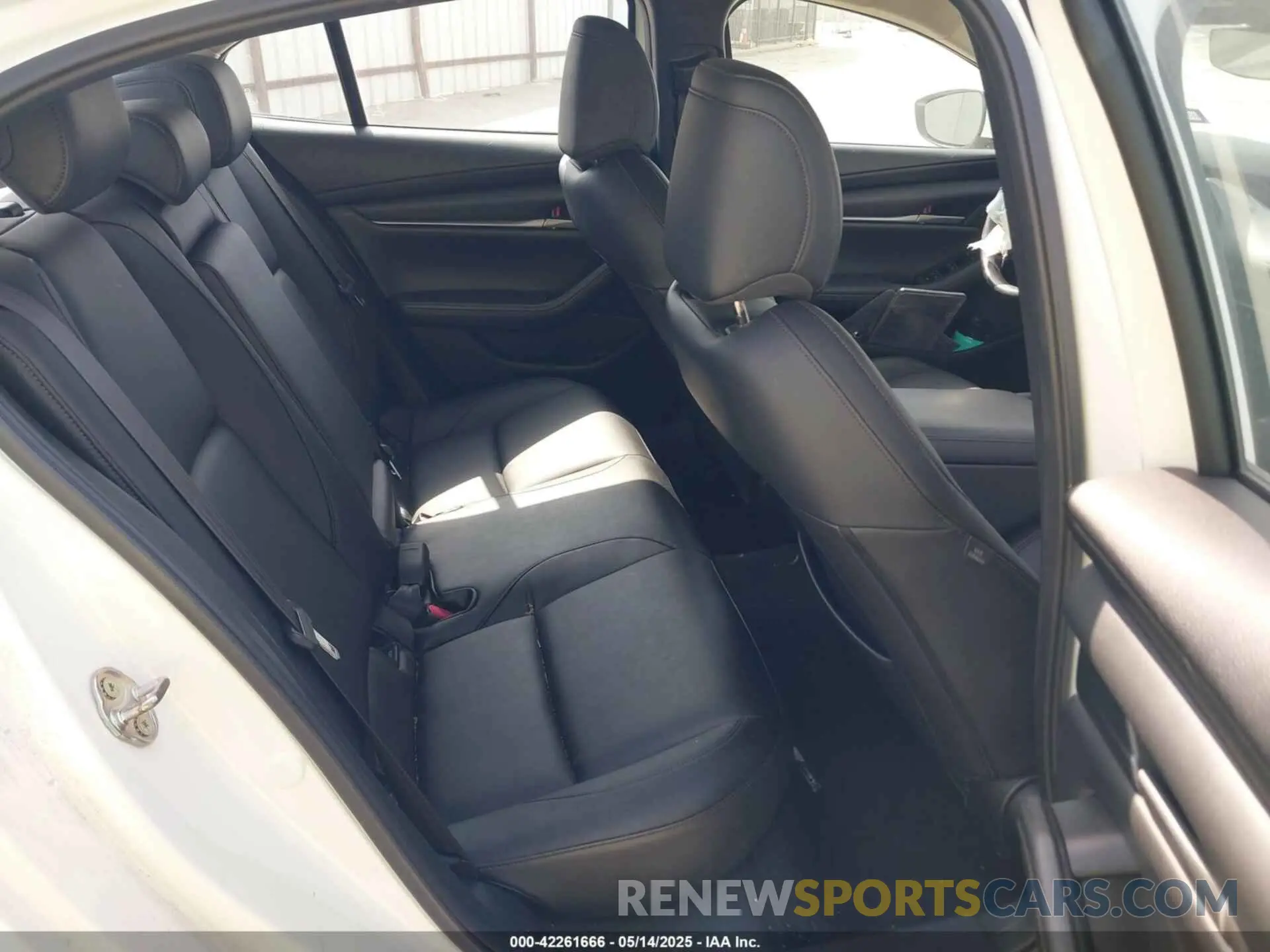 8 fotografías del automóvil dañado JM1BPABL0M1317620 MAZDA MAZDA3 2021
