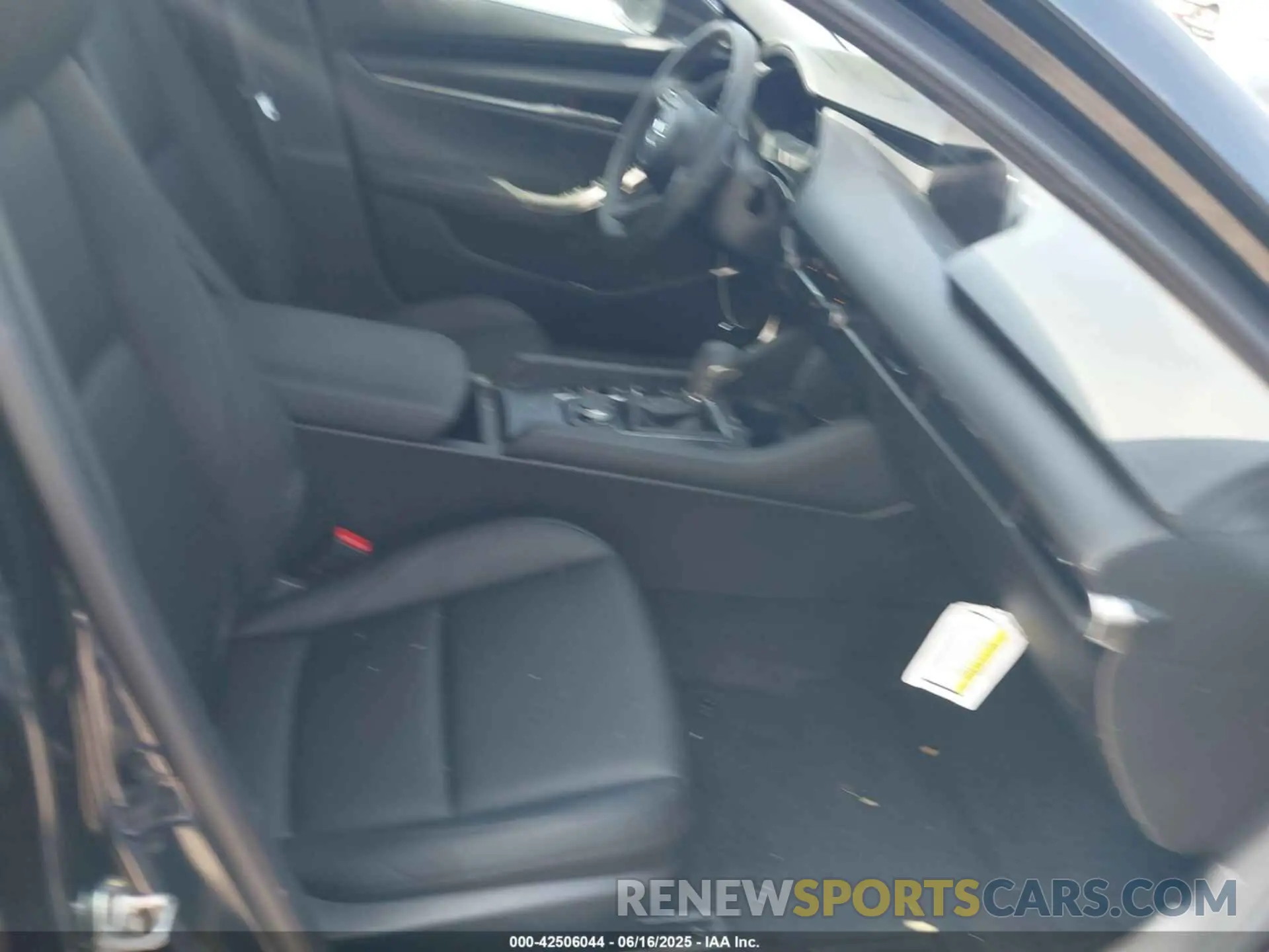 5 fotografías del automóvil dañado JM1BPABL1M1334488 MAZDA MAZDA3 2021