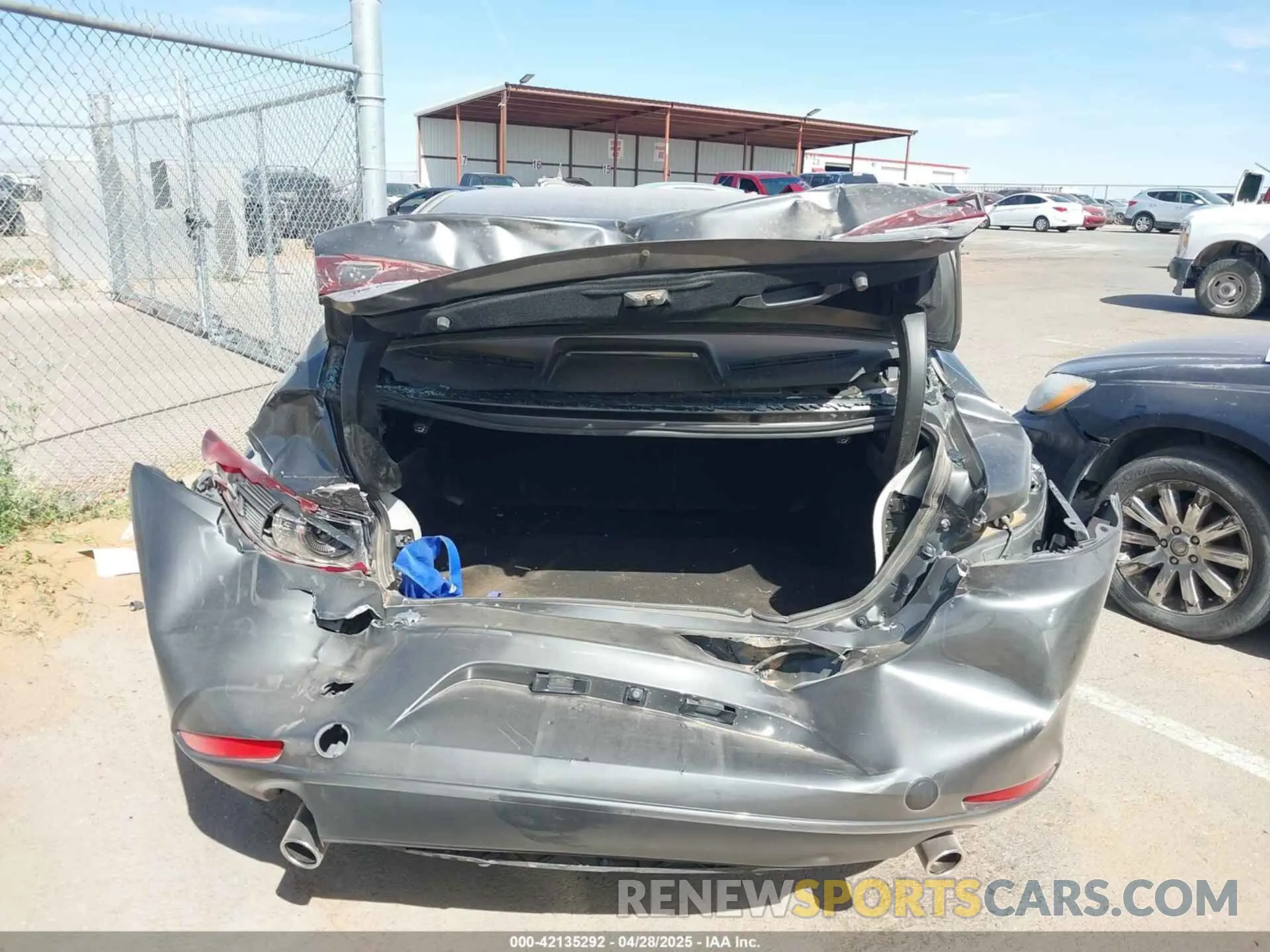 17 fotografías del automóvil dañado JM1BPABL7M1334057 MAZDA MAZDA3 2021