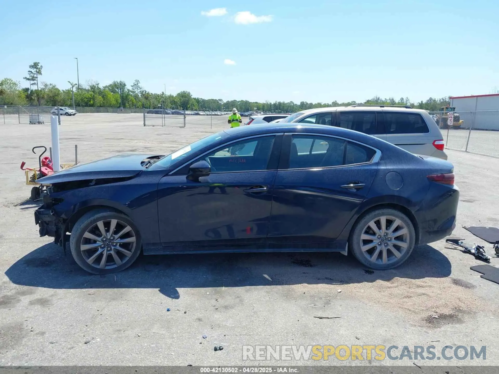 14 fotografías del automóvil dañado JM1BPABLXM1326518 MAZDA MAZDA3 2021