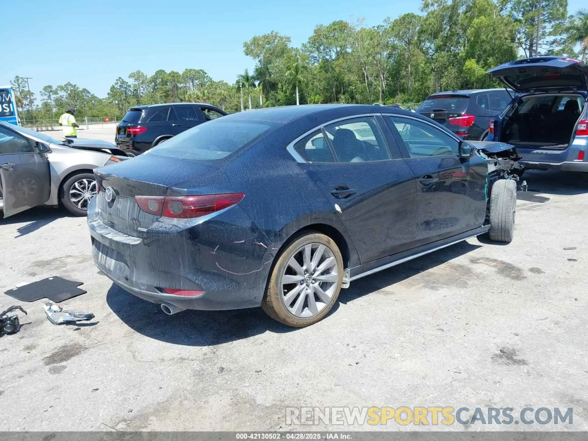 4 fotografías del automóvil dañado JM1BPABLXM1326518 MAZDA MAZDA3 2021