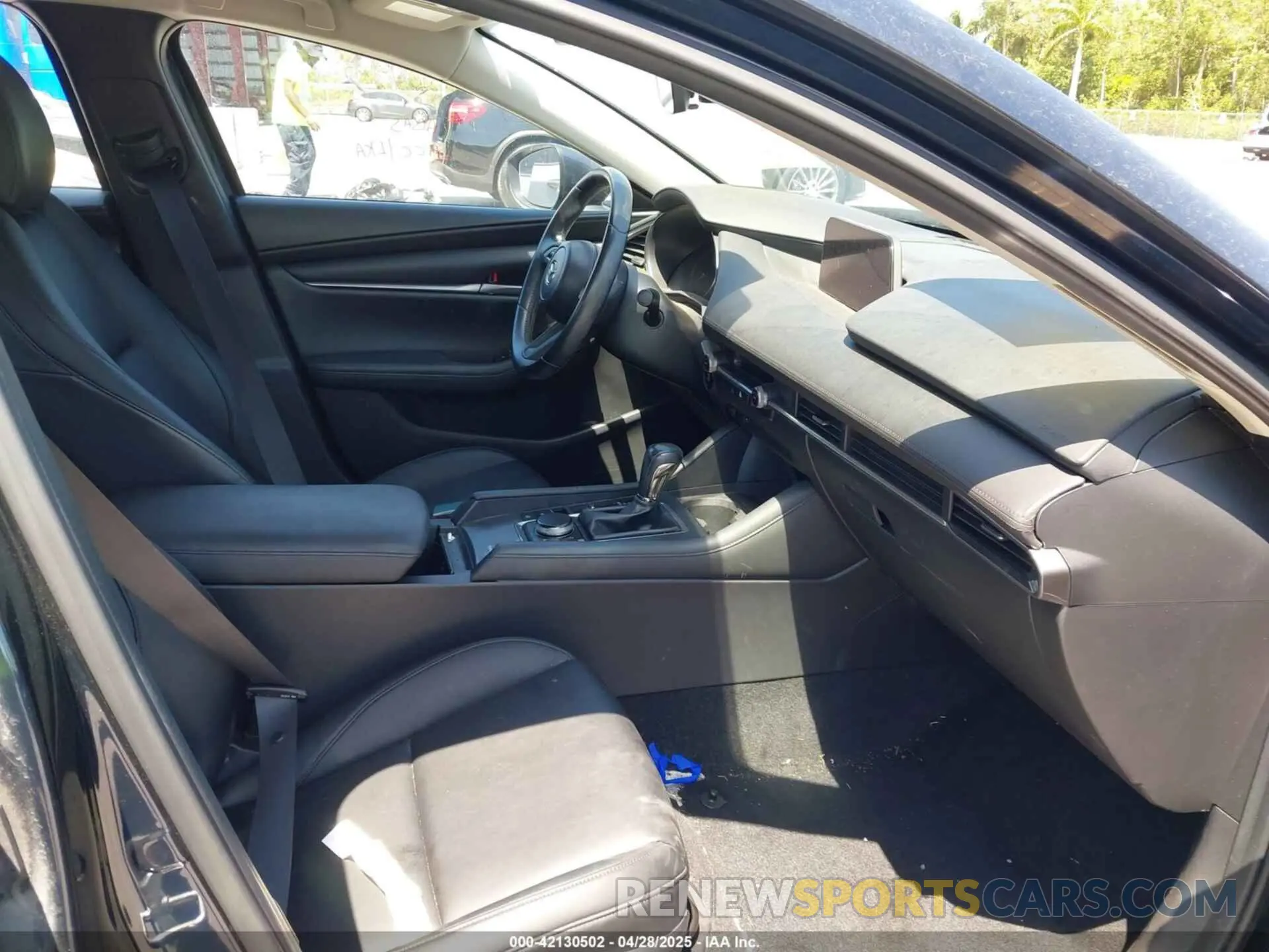 5 fotografías del automóvil dañado JM1BPABLXM1326518 MAZDA MAZDA3 2021