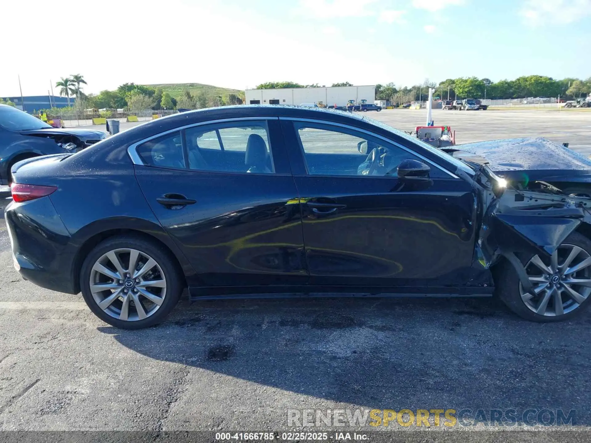 13 fotografías del automóvil dañado JM1BPADL7M1303484 MAZDA MAZDA3 2021