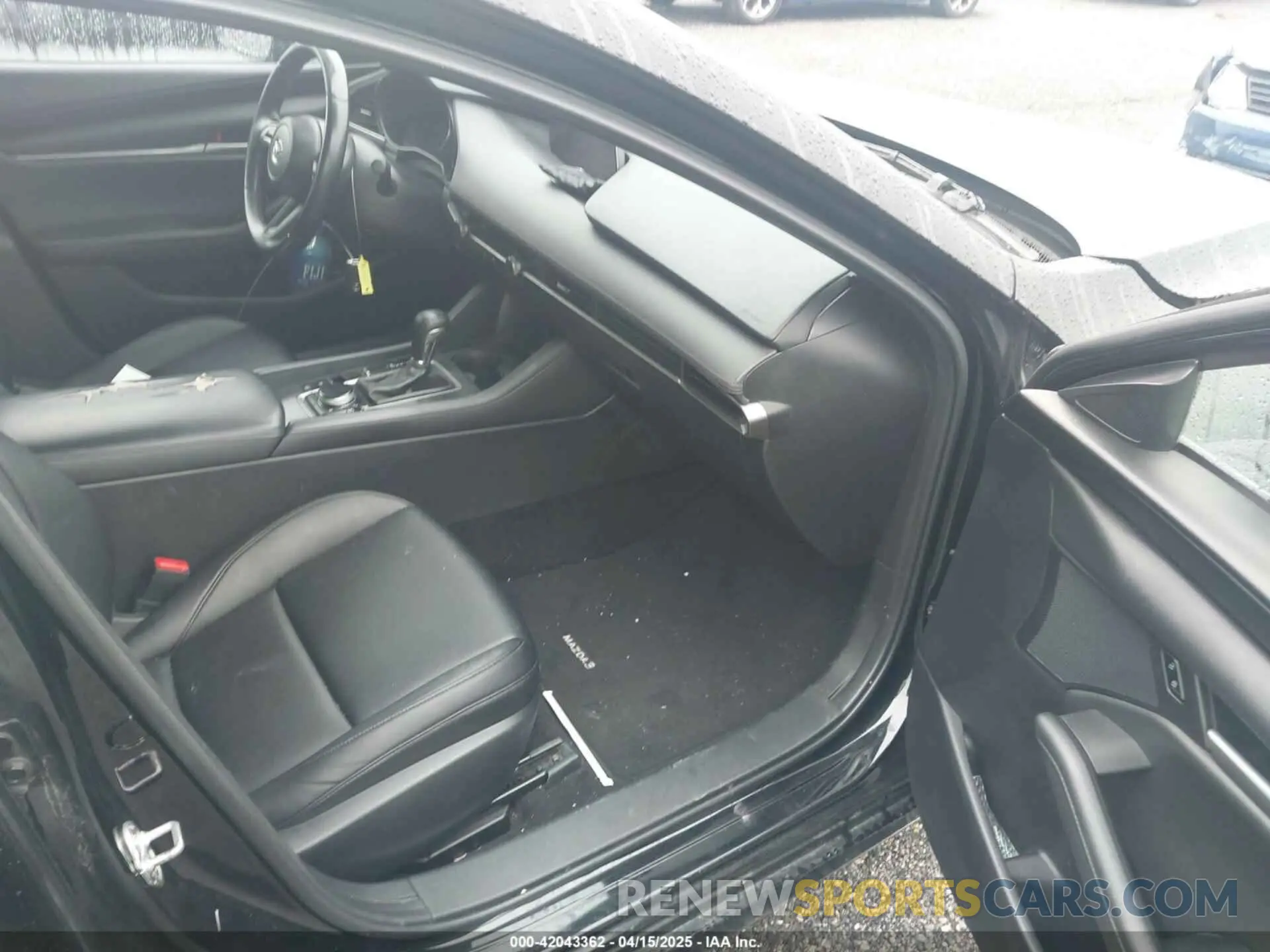5 fotografías del automóvil dañado JM1BPAKL3M1314789 MAZDA MAZDA3 2021