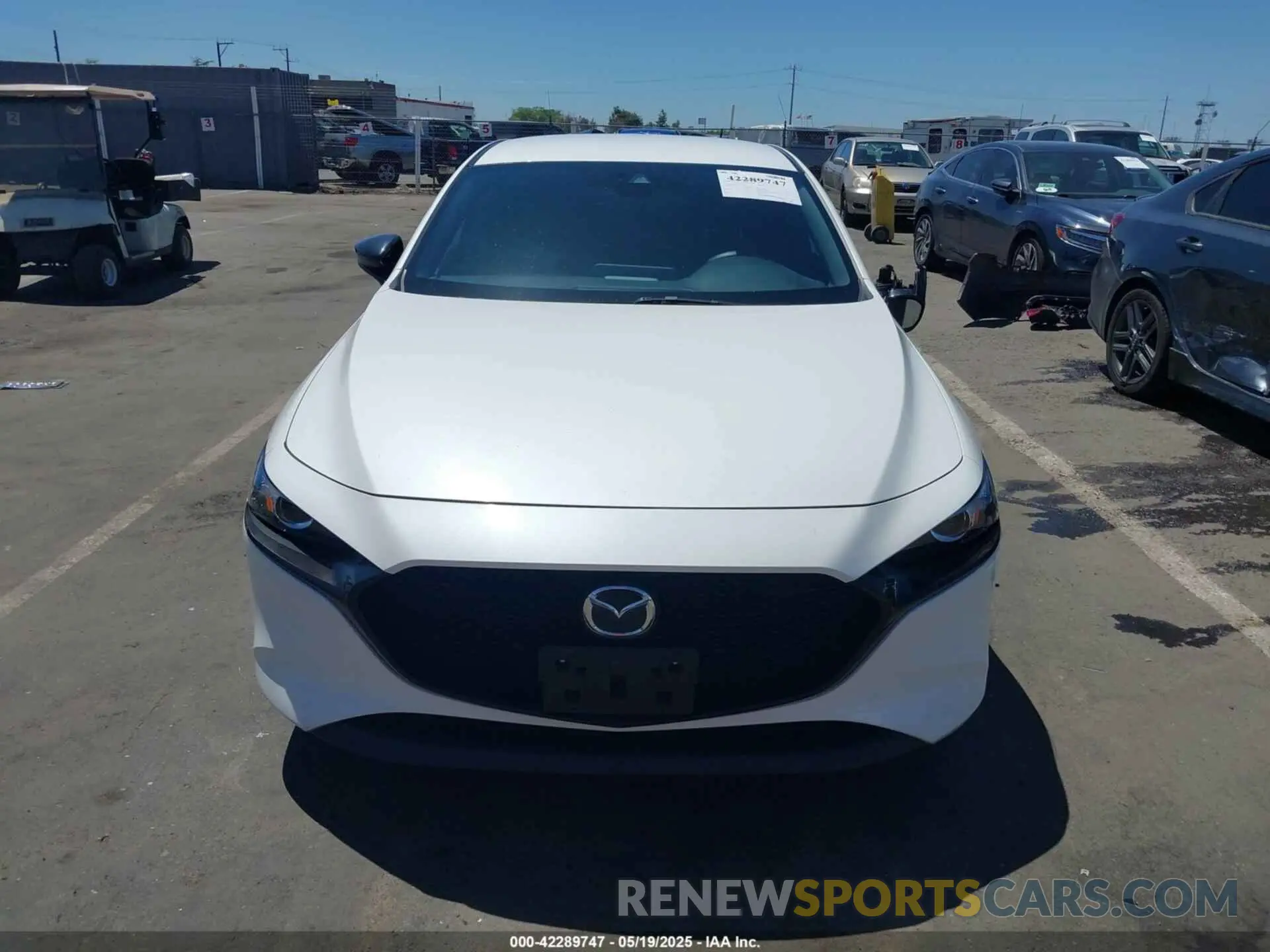 13 fotografías del automóvil dañado JM1BPAKLXM1321304 MAZDA MAZDA3 2021