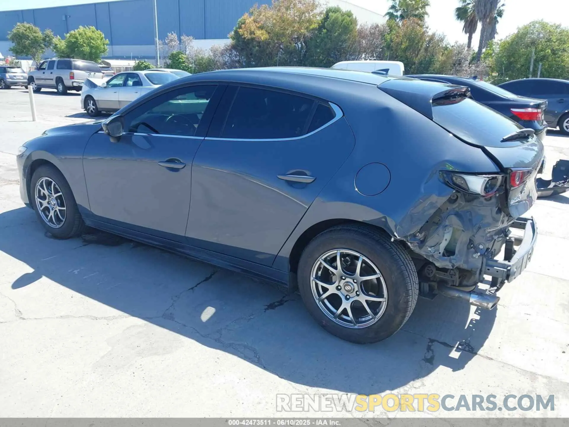 3 fotografías del automóvil dañado JM1BPAML0M1348671 MAZDA MAZDA3 2021