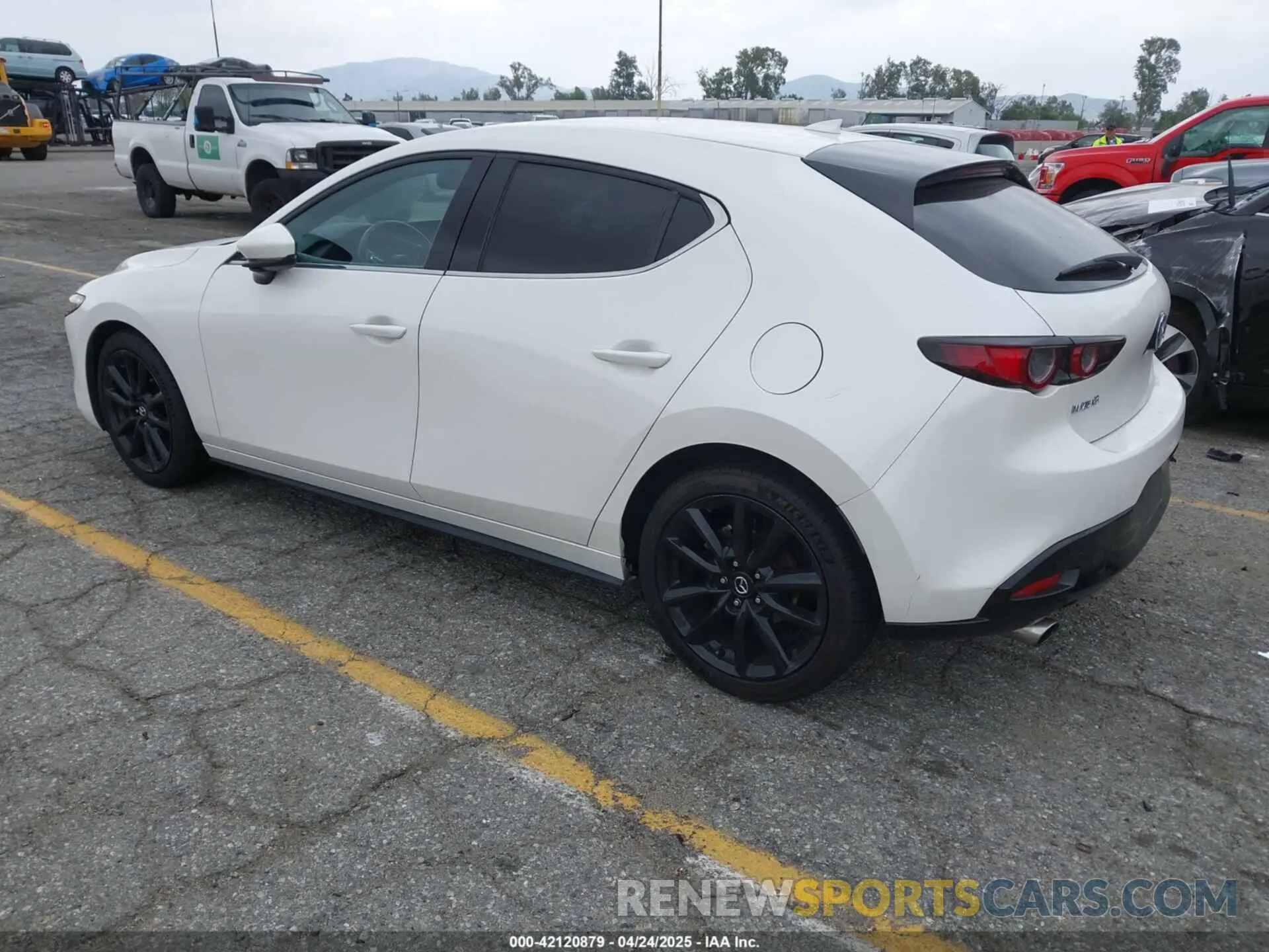 3 fotografías del automóvil dañado JM1BPAML3M1307029 MAZDA MAZDA3 2021