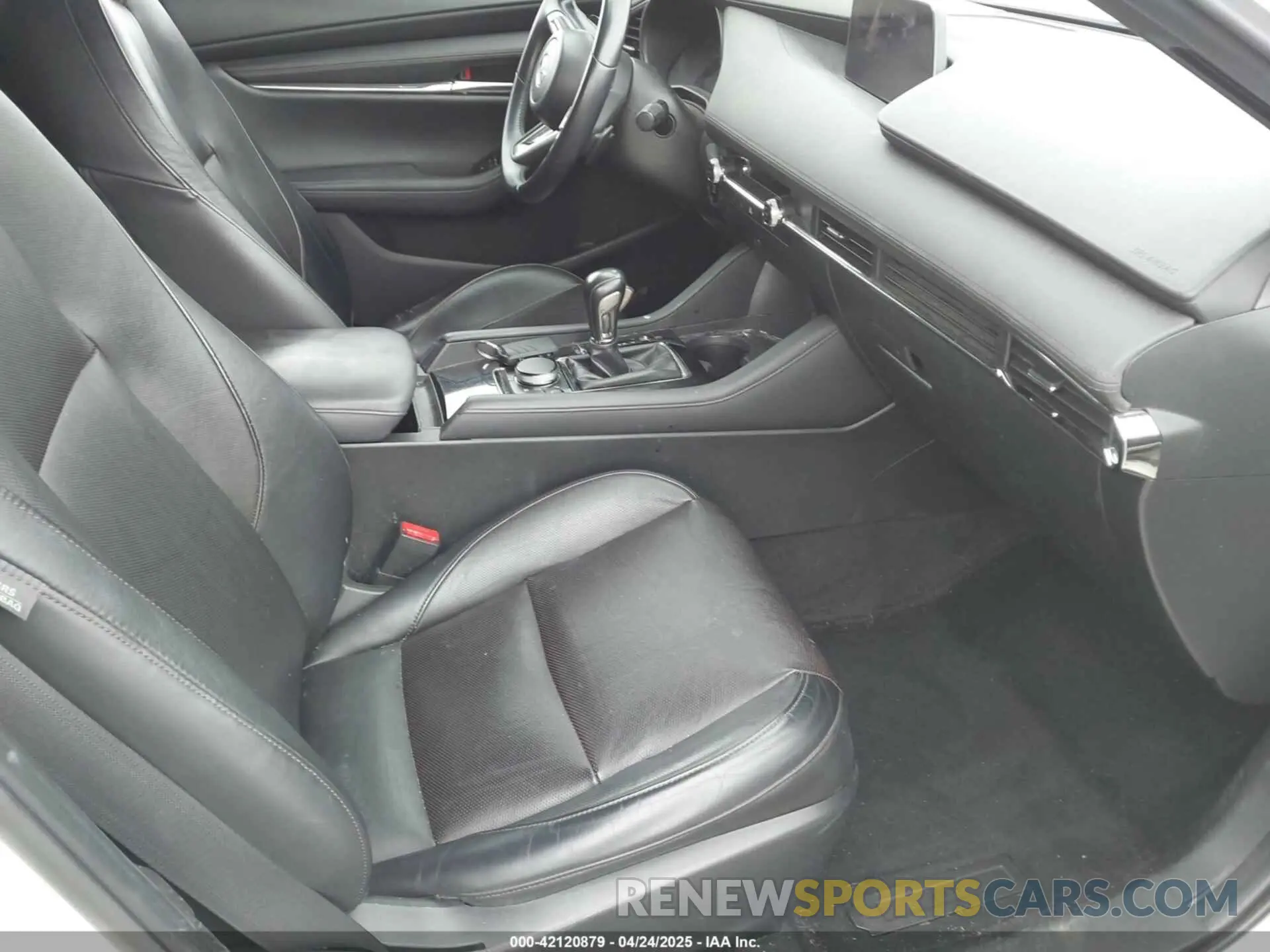 5 fotografías del automóvil dañado JM1BPAML3M1307029 MAZDA MAZDA3 2021