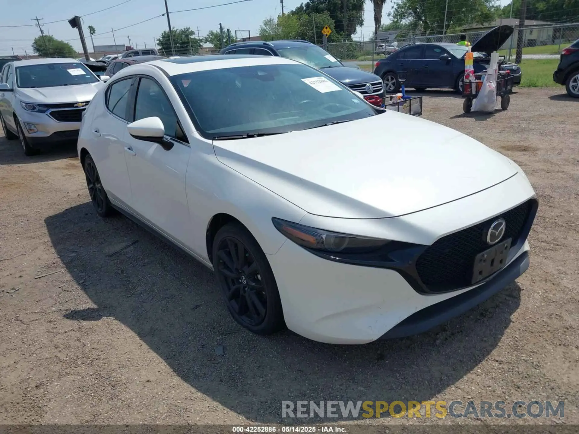 1 fotografías del automóvil dañado JM1BPAML5M1402899 MAZDA MAZDA3 2021