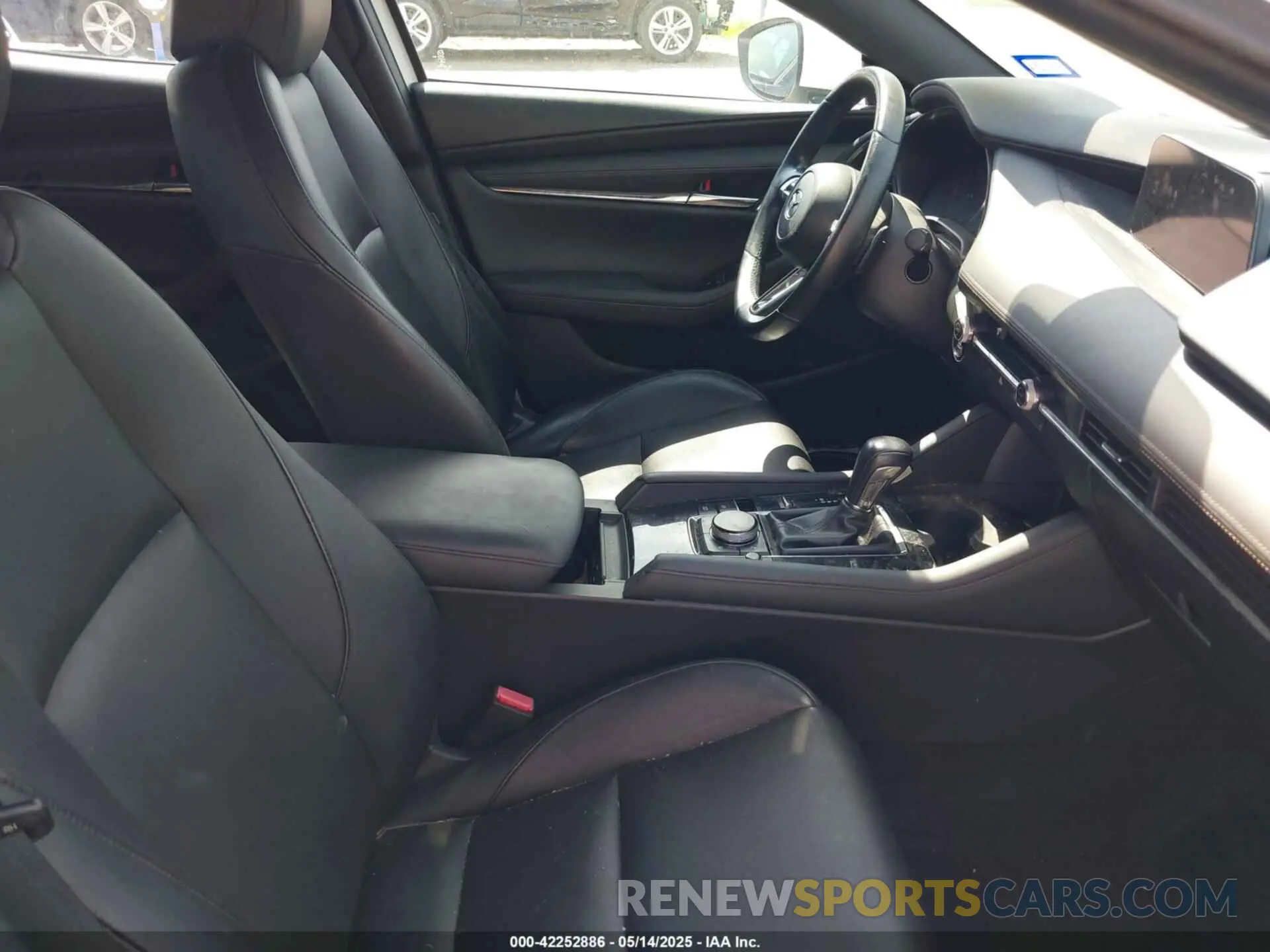 5 fotografías del automóvil dañado JM1BPAML5M1402899 MAZDA MAZDA3 2021