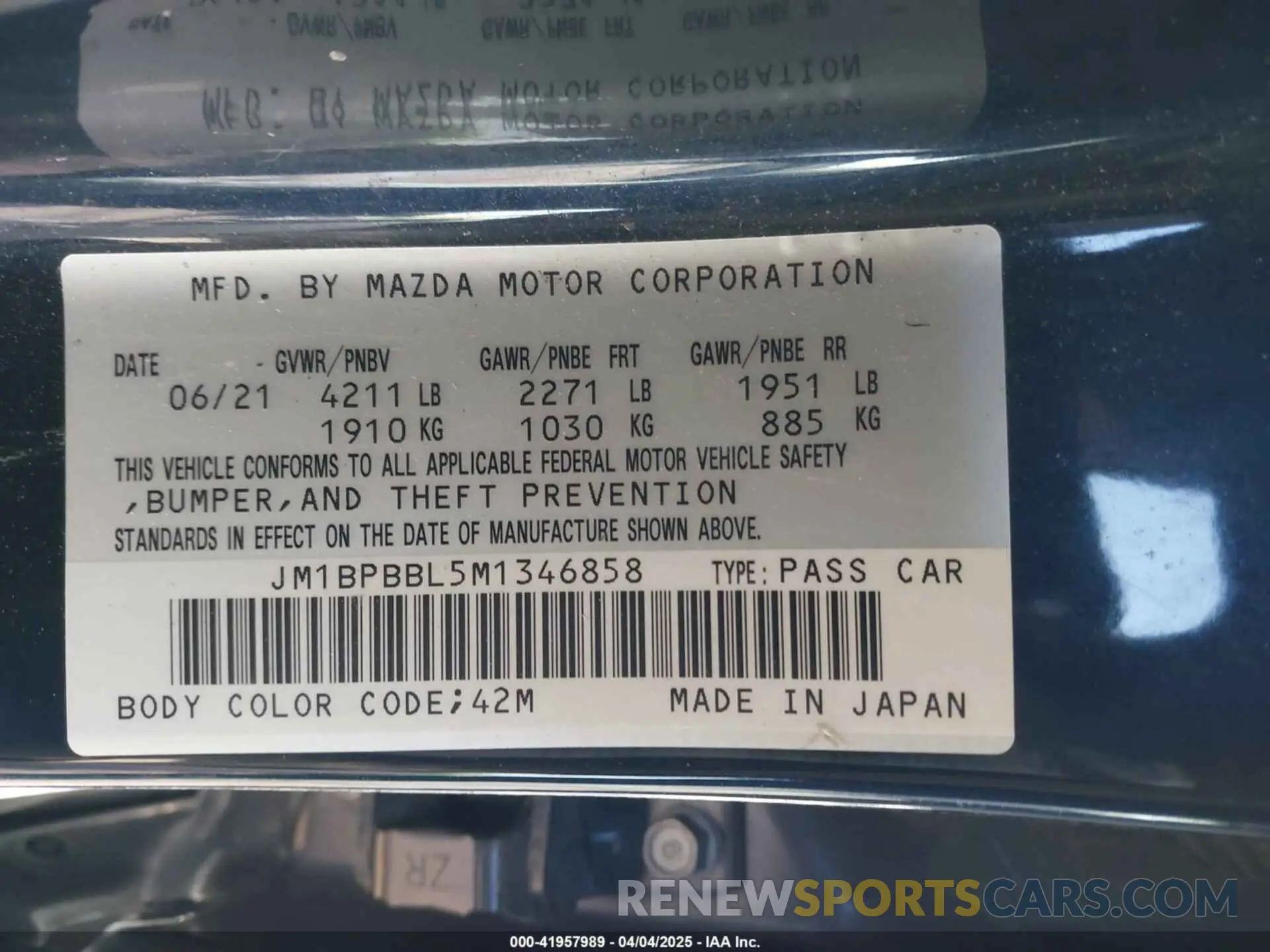 9 fotografías del automóvil dañado JM1BPBBL5M1346858 MAZDA MAZDA3 2021