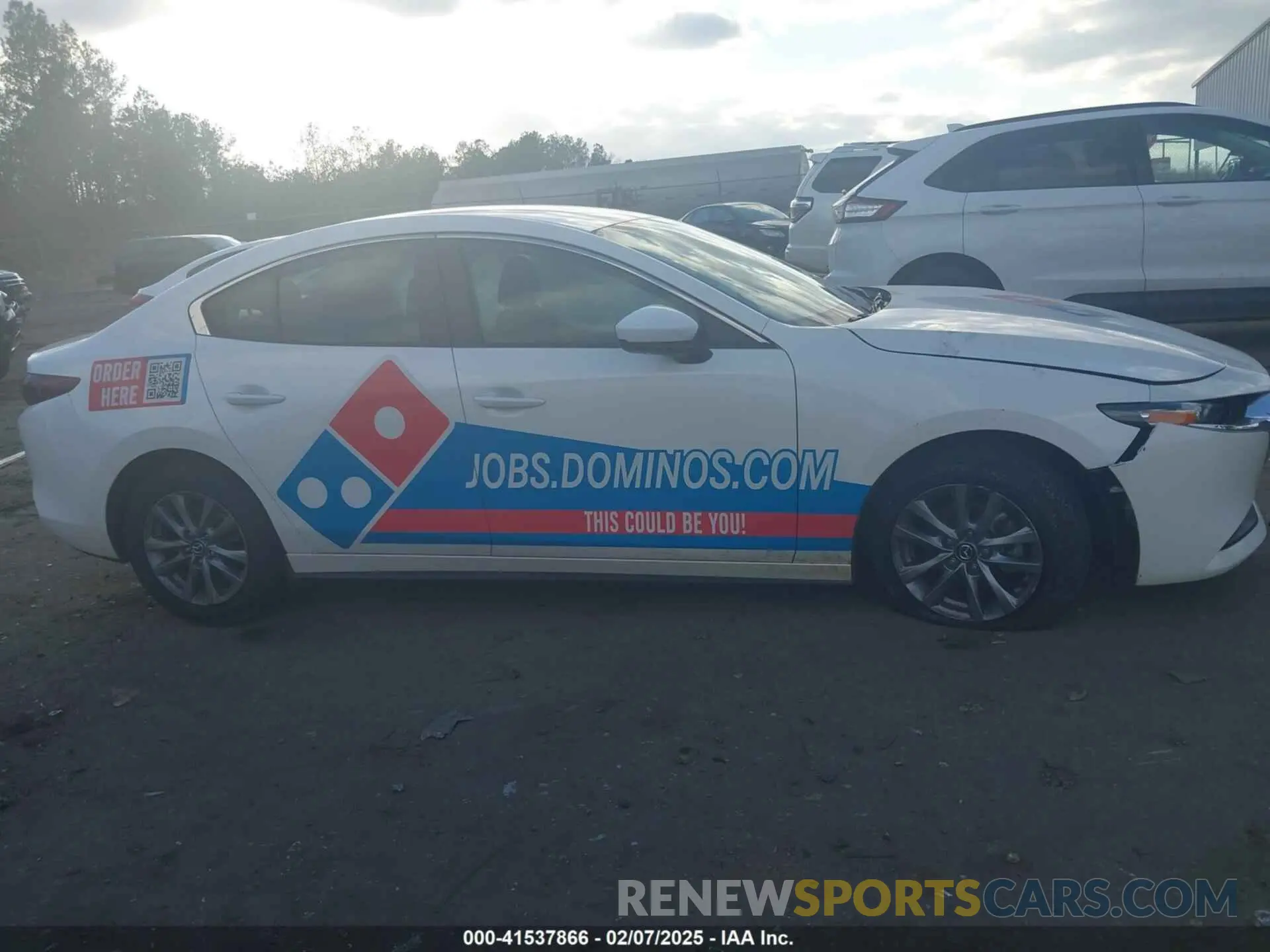 9 fotografías del automóvil dañado 3MZBPAALXNM306997 MAZDA MAZDA3 2022