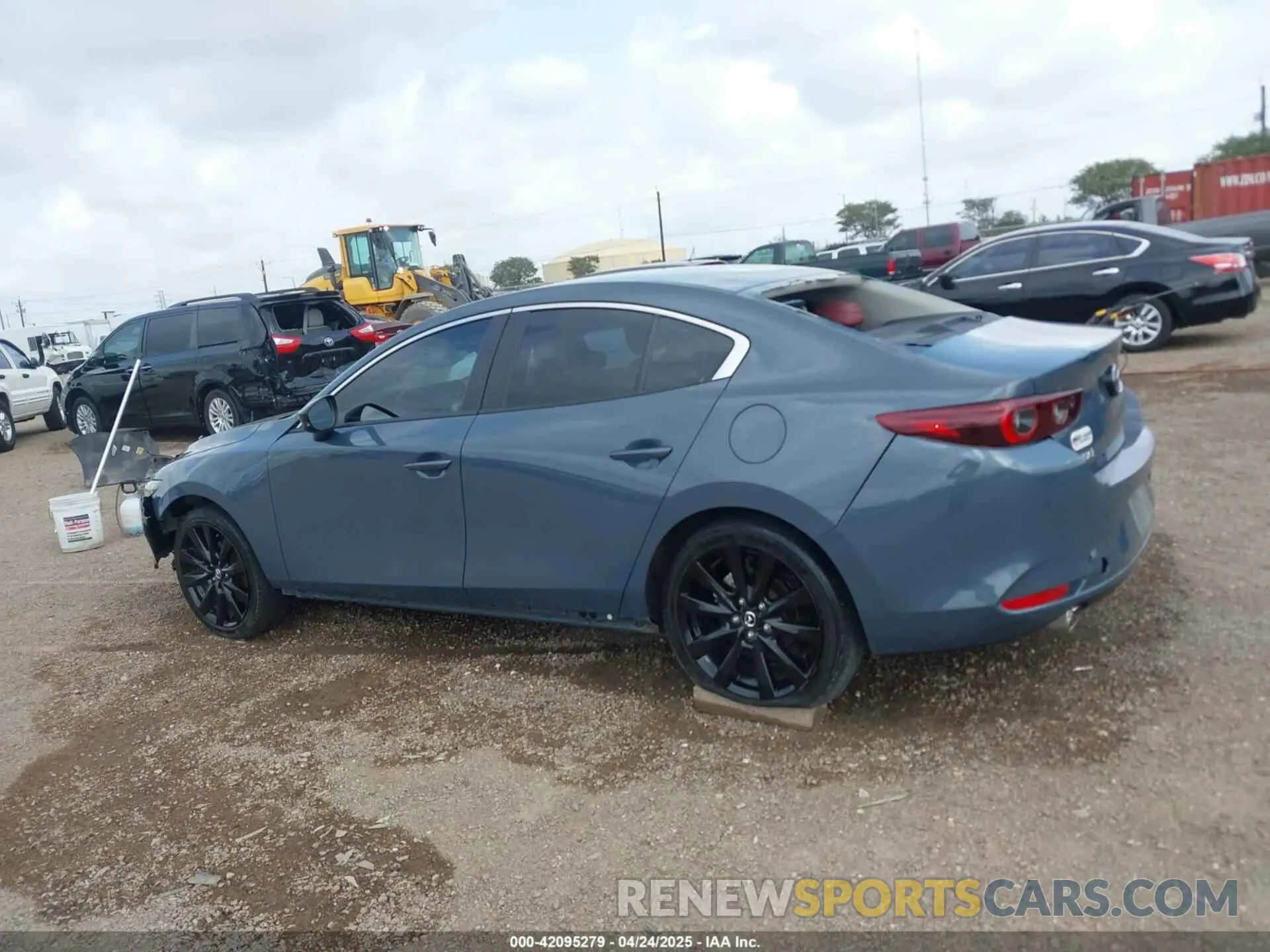 14 fotografías del automóvil dañado 3MZBPACL7NM313242 MAZDA MAZDA3 2022