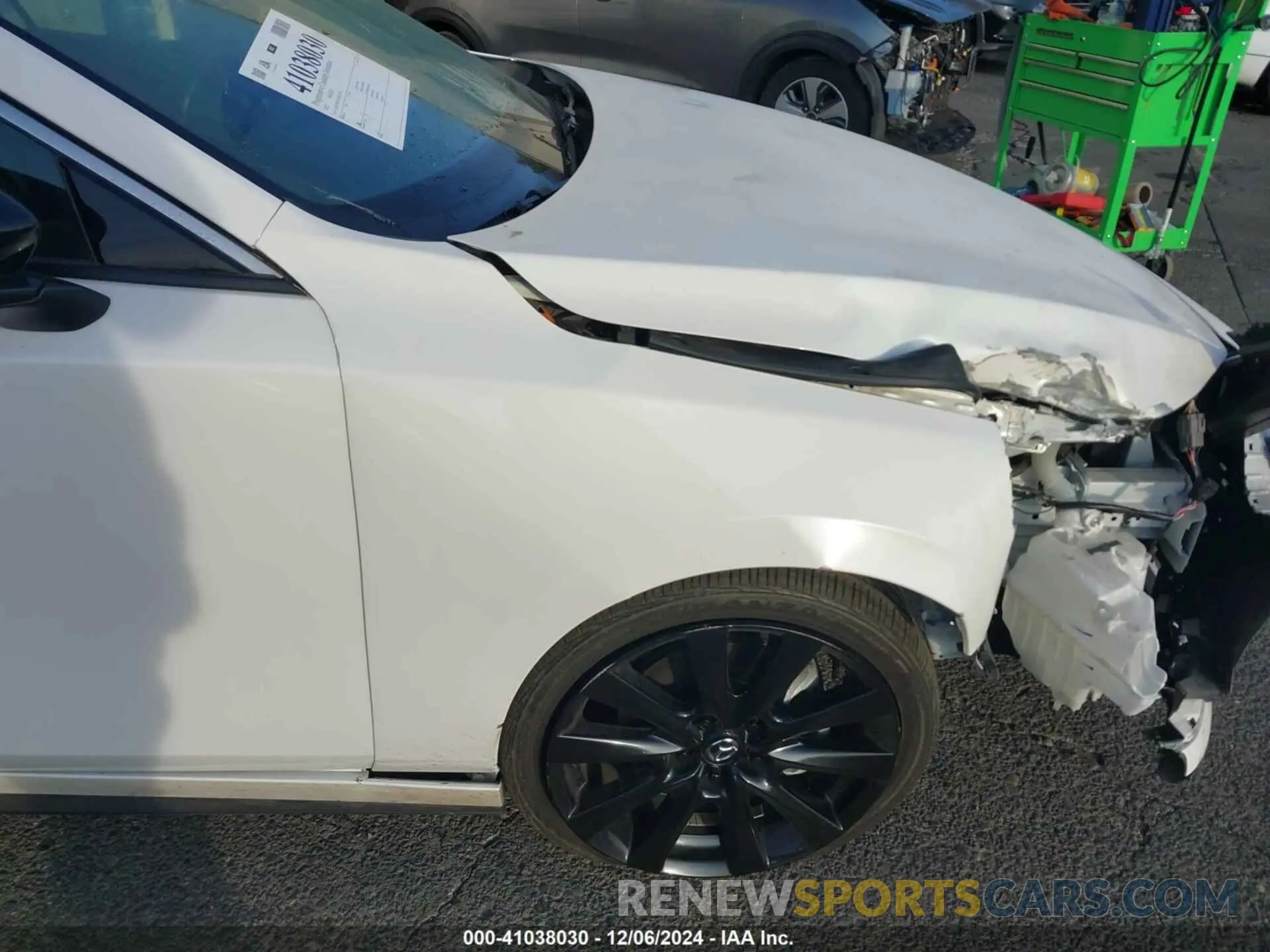 19 fotografías del automóvil dañado 3MZBPBAY2NM311824 MAZDA MAZDA3 2022