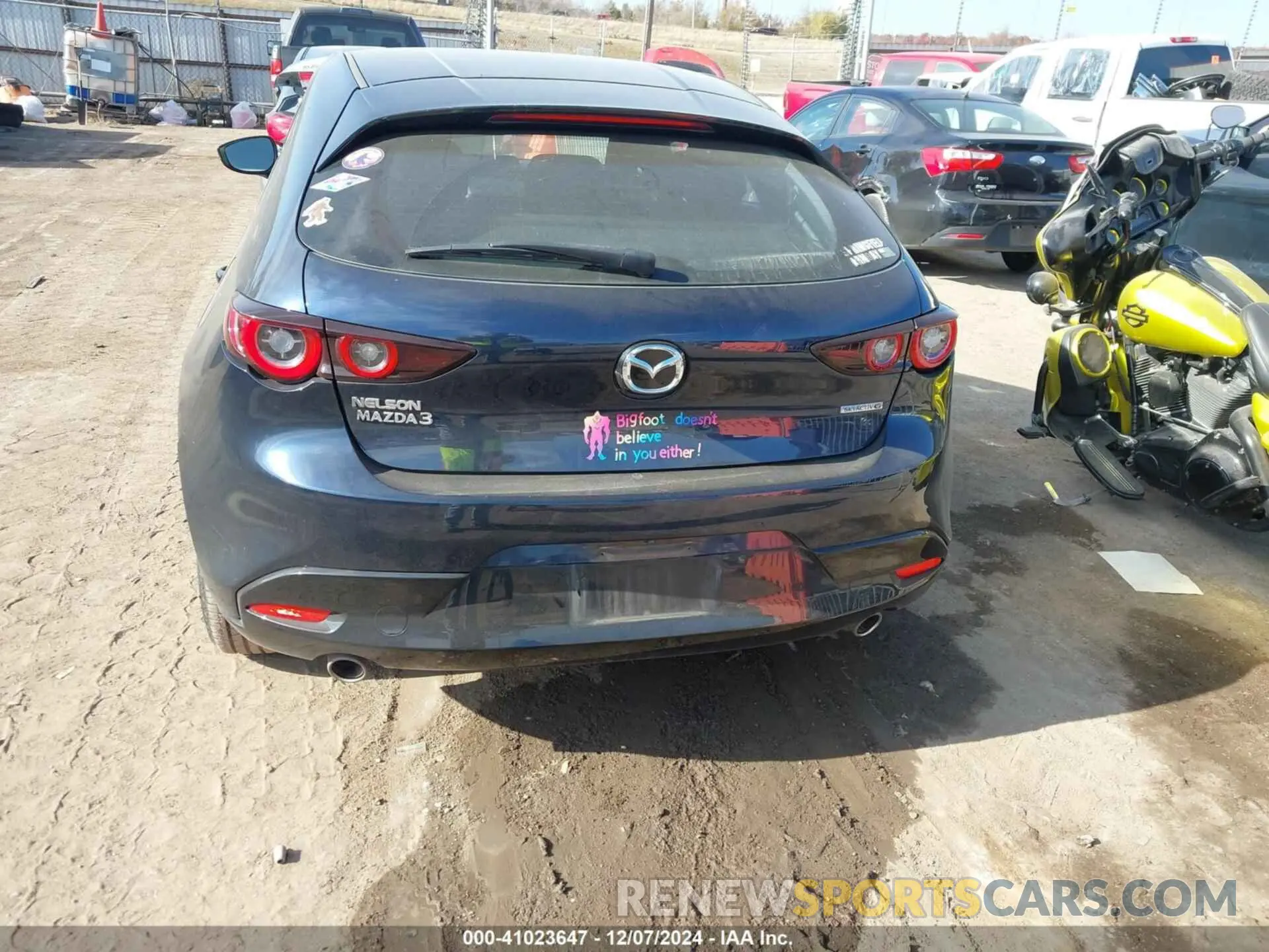 16 fotografías del automóvil dañado JM1BPAJL9N1515440 MAZDA MAZDA3 2022