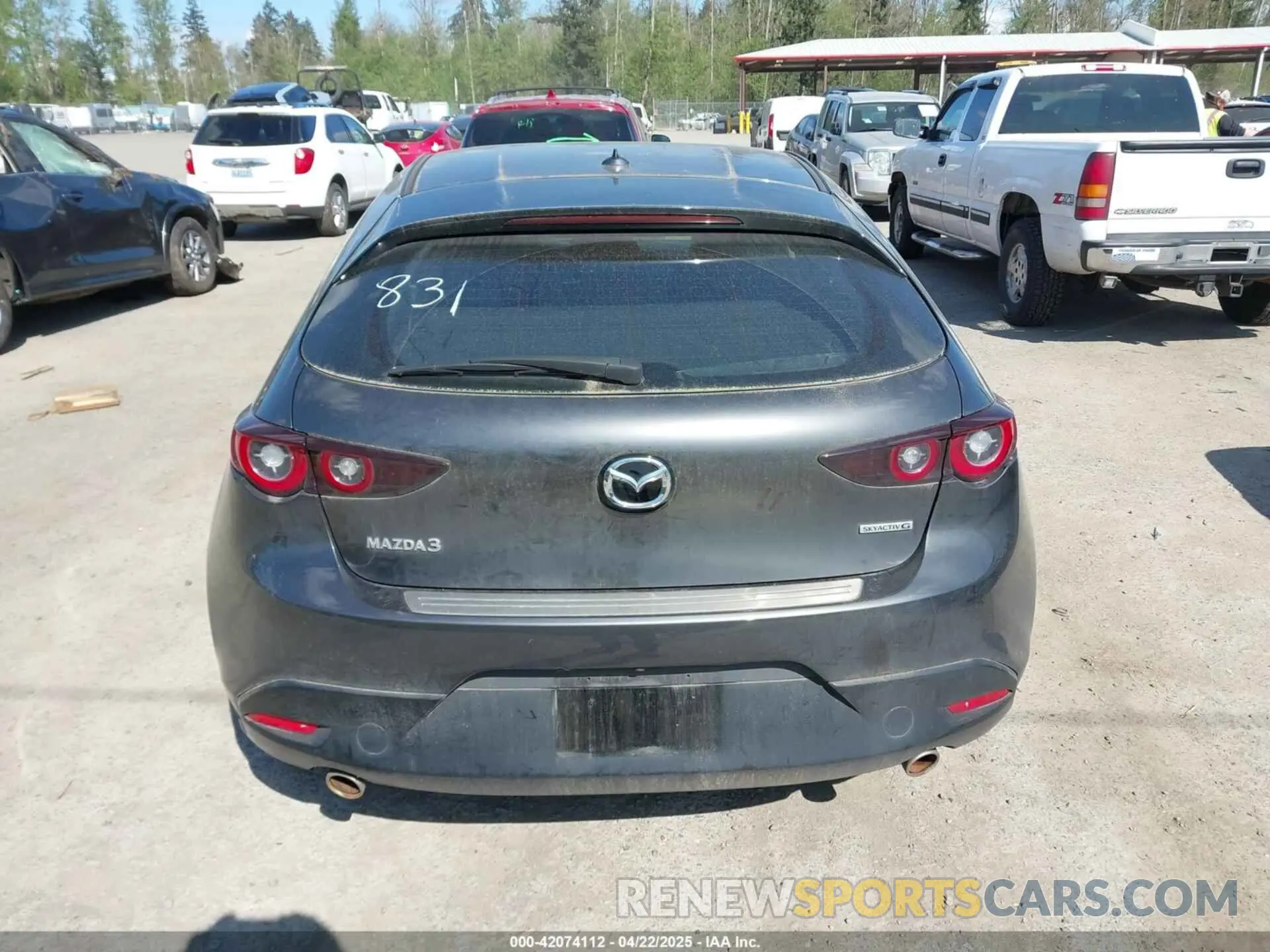 16 fotografías del automóvil dañado JM1BPAML9N1518186 MAZDA MAZDA3 2022