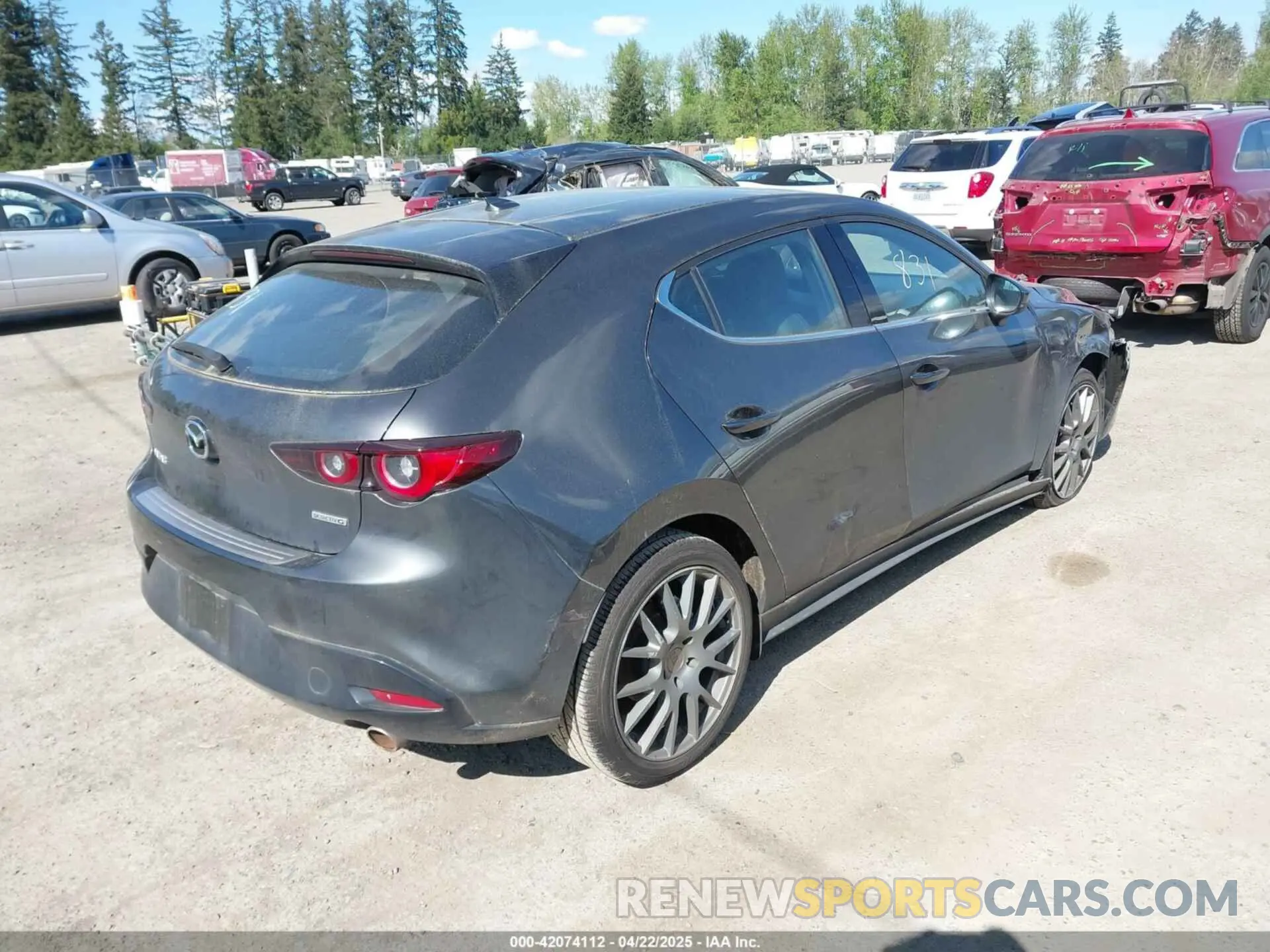 4 fotografías del automóvil dañado JM1BPAML9N1518186 MAZDA MAZDA3 2022