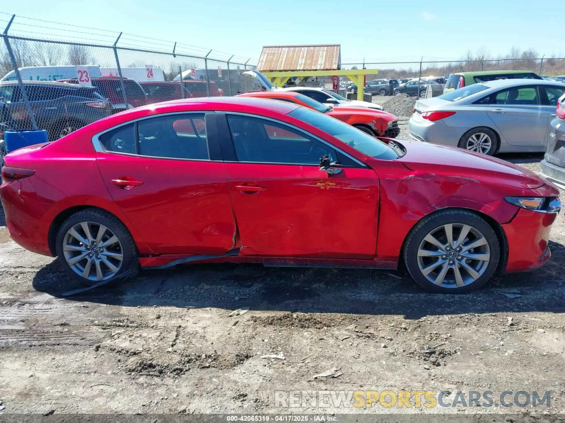 14 fotografías del automóvil dañado 3MZBPABM0PM358200 MAZDA MAZDA3 2023
