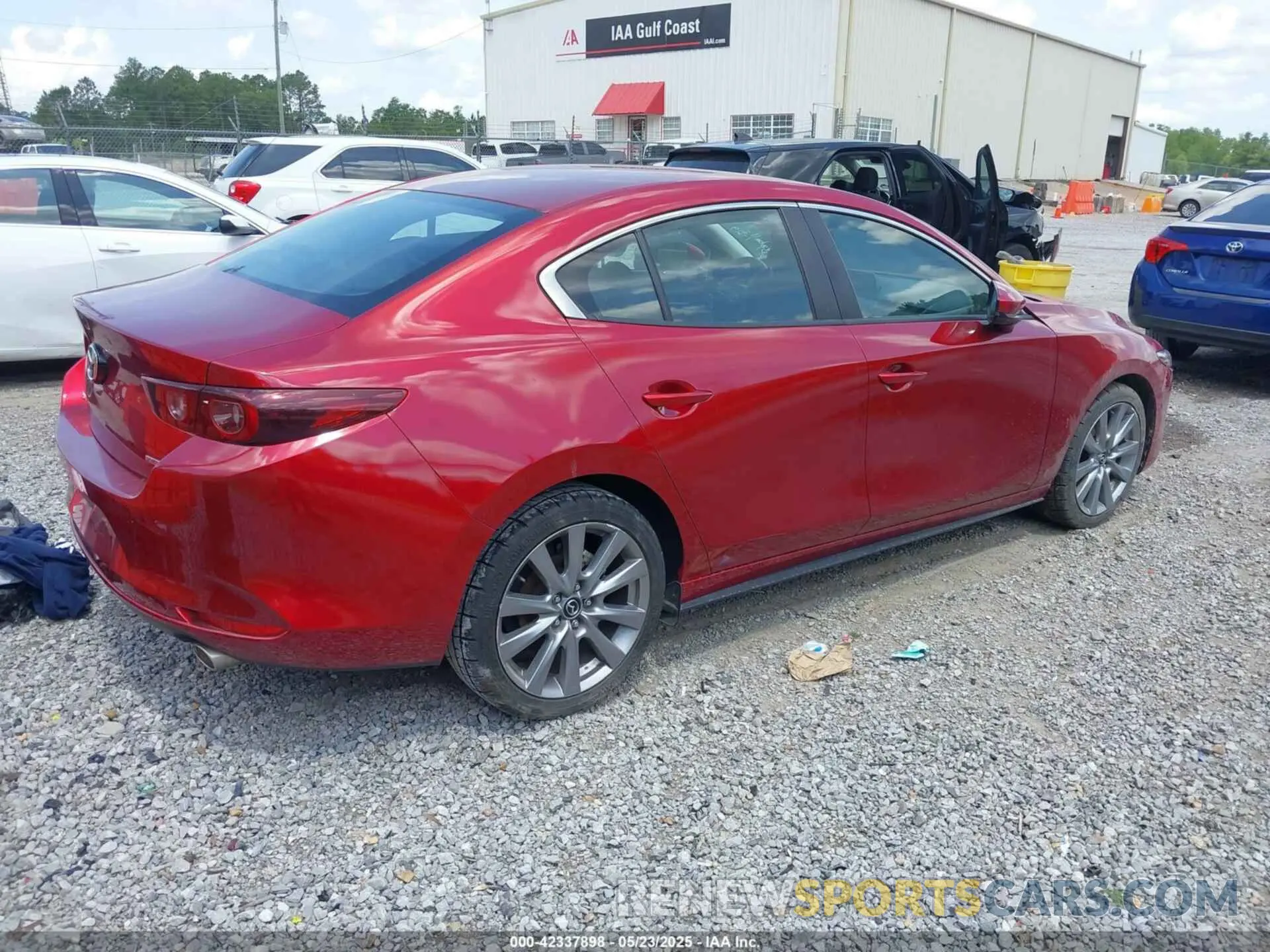 4 fotografías del automóvil dañado 3MZBPABM4PM358927 MAZDA MAZDA3 2023