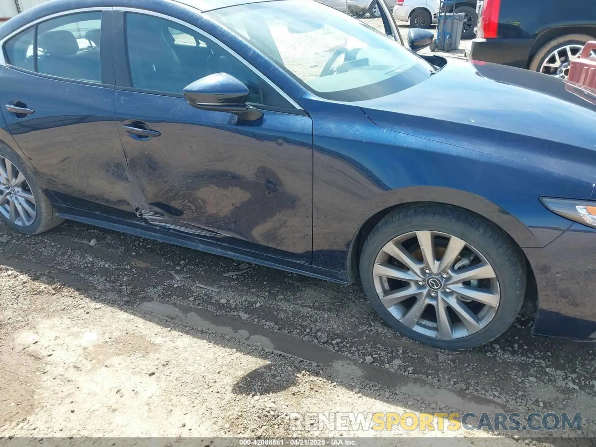 6 fotografías del automóvil dañado 3MZBPABM5PM358385 MAZDA MAZDA3 2023