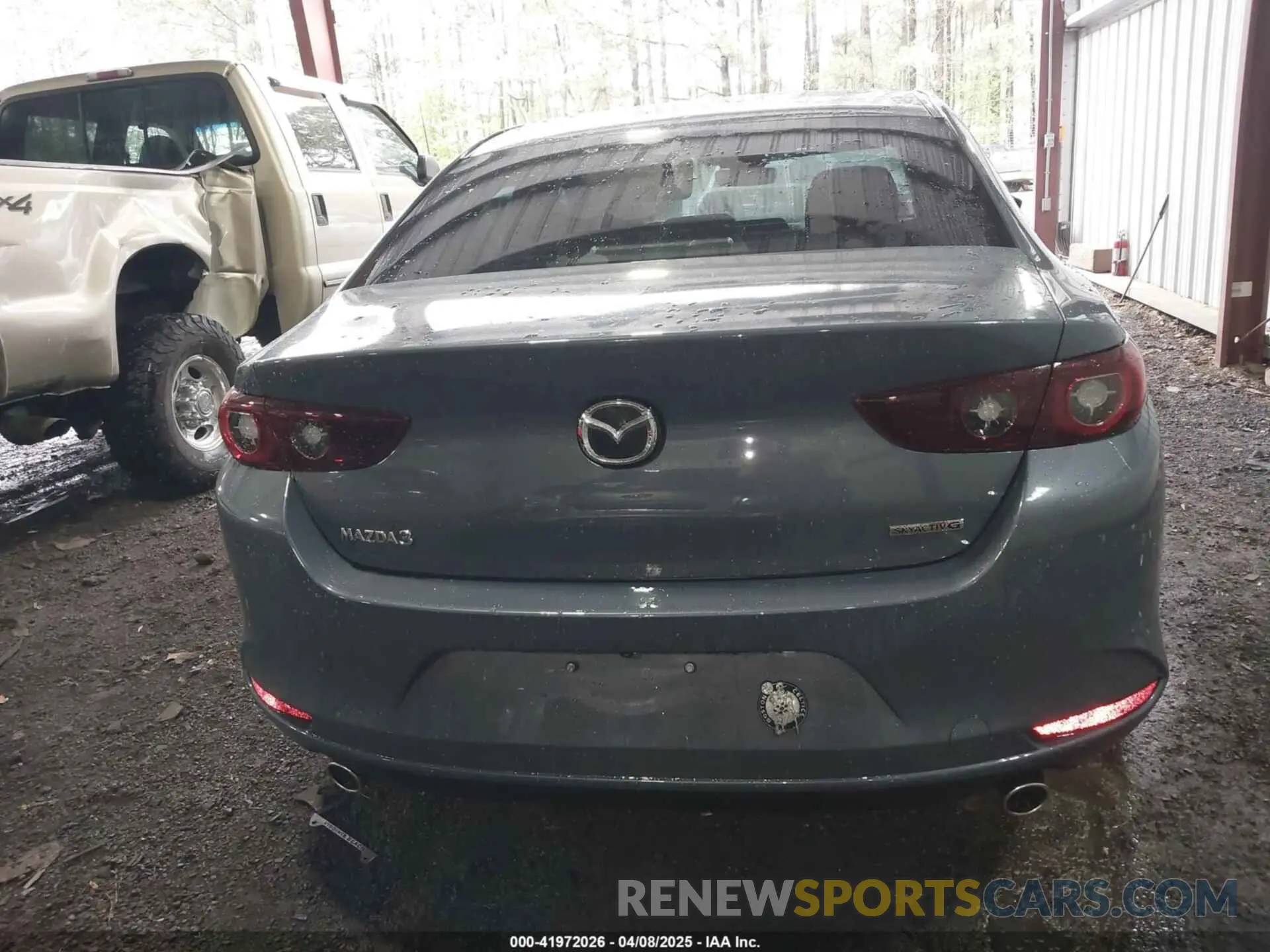 17 fotografías del automóvil dañado 3MZBPACM0PM354808 MAZDA MAZDA3 2023