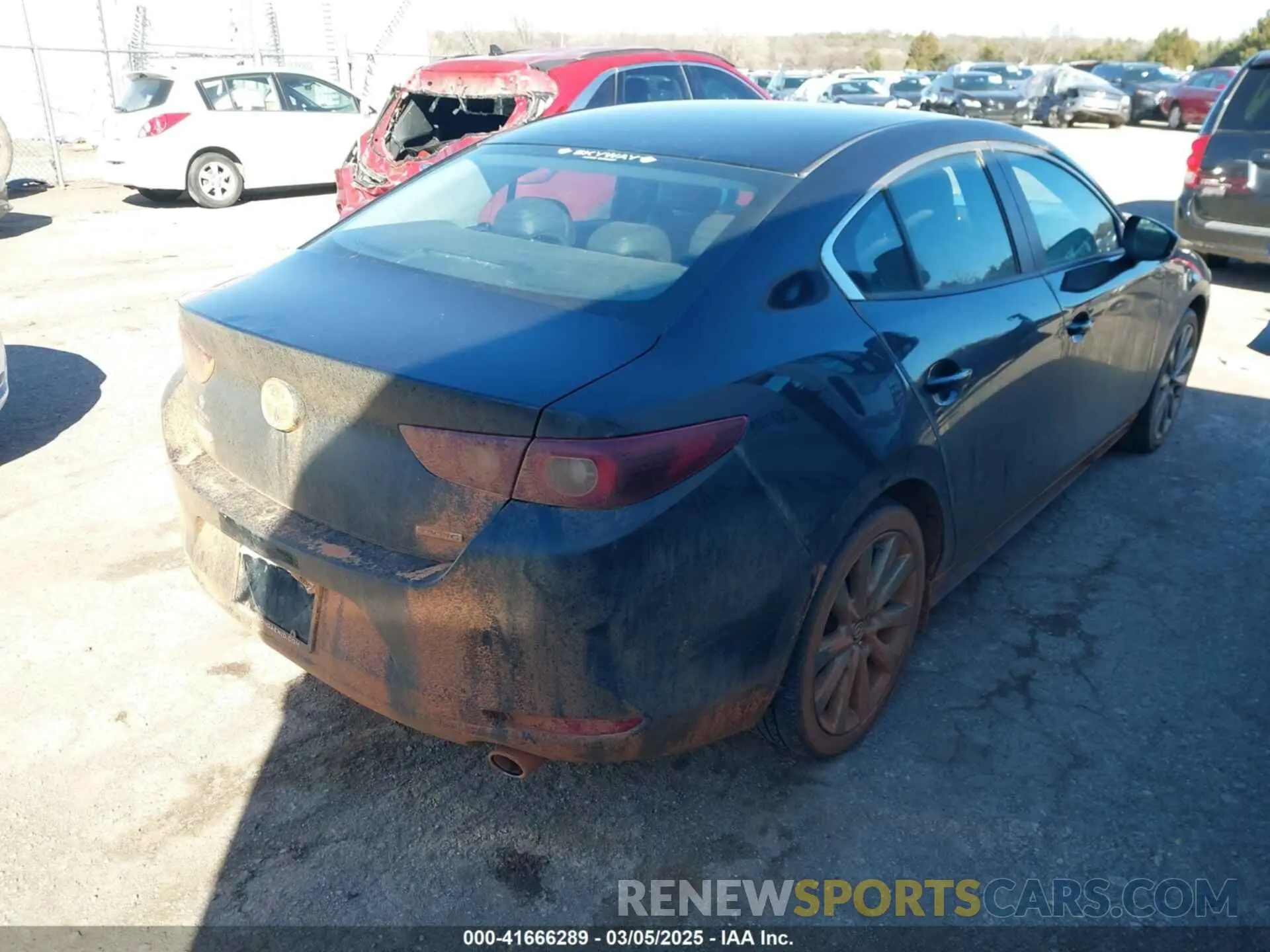 4 fotografías del automóvil dañado 3MZBPACM1PM358821 MAZDA MAZDA3 2023